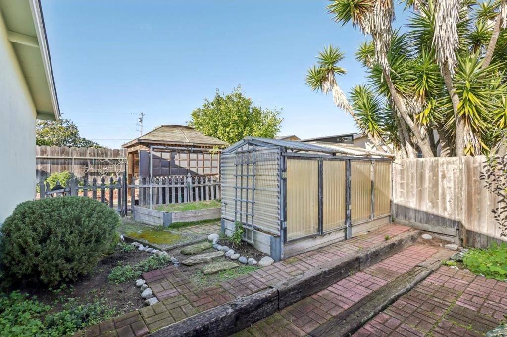 Marina, California, 93933, United States, 3 Bedrooms Bedrooms, ,2 BathroomsBathrooms,Residential,For Sale,2005109