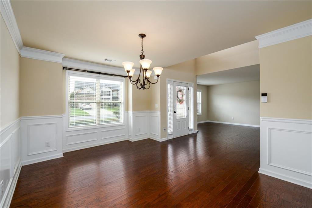 Cumming, Georgia, 30028, United States, 5 Bedrooms Bedrooms, ,3 BathroomsBathrooms,Residential,For Sale,1916746