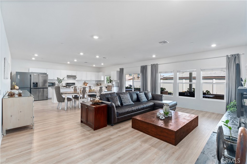 Menifee, California, 92584, United States, 4 Bedrooms Bedrooms, ,2 BathroomsBathrooms,Residential,For Sale,1901372