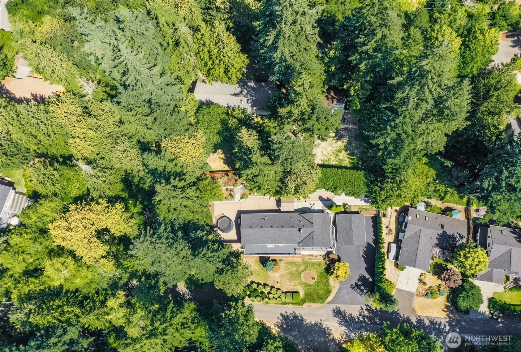 Sammamish, Washington, 98074, United States, 4 Bedrooms Bedrooms, ,1 BathroomBathrooms,Residential,For Sale,1914208