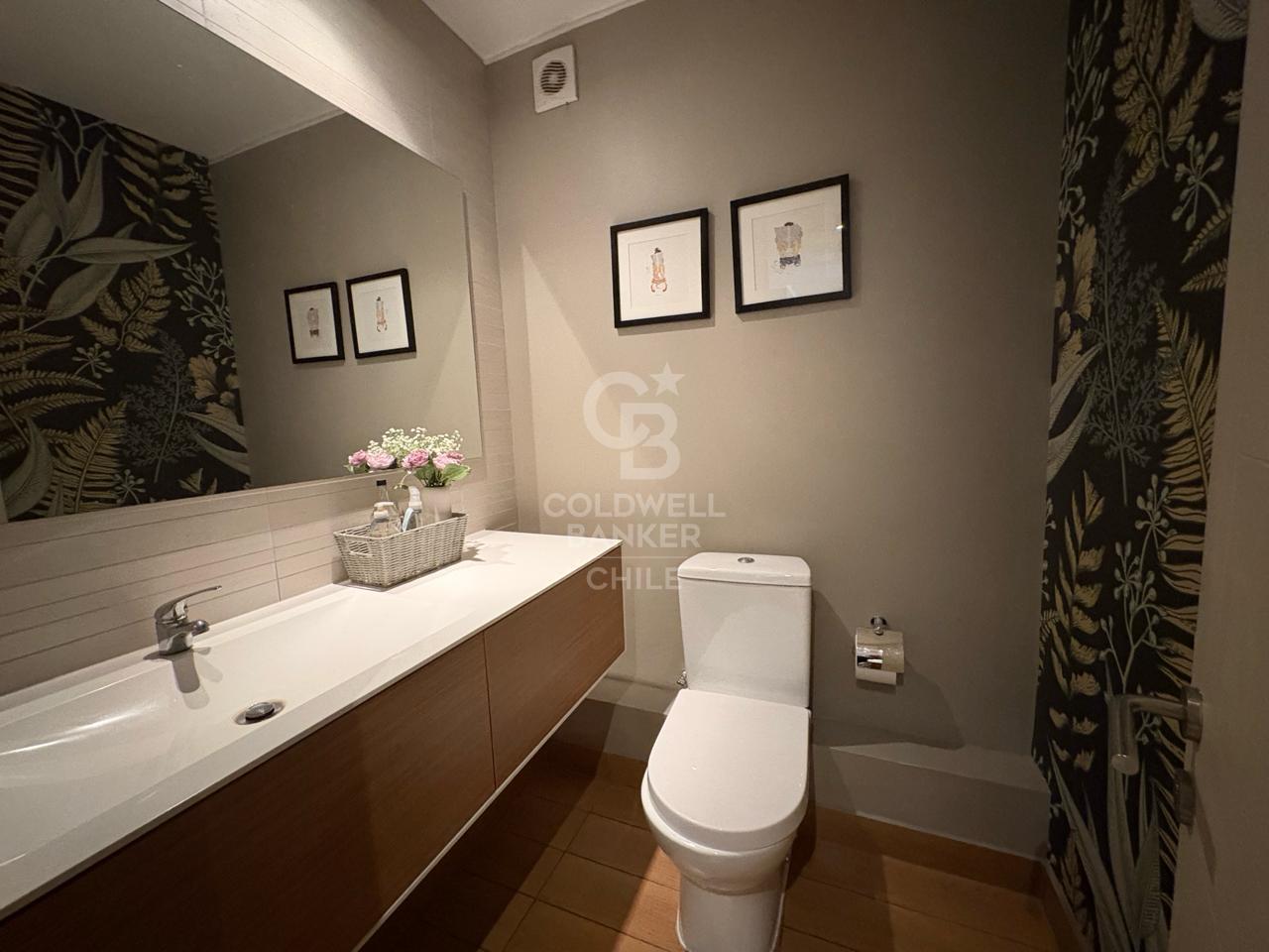 Vitacura, Chile, 3 Bedrooms Bedrooms, ,3 BathroomsBathrooms,Residential,For Sale,1784009