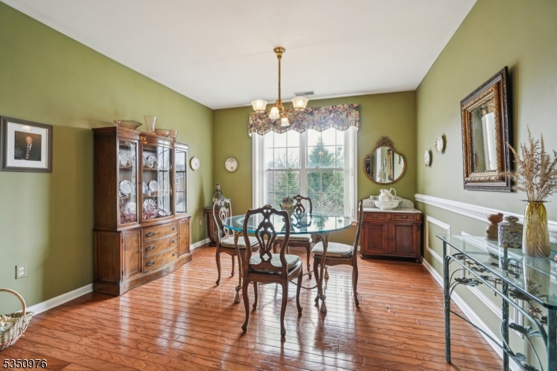 Rockaway Twp., New Jersey, 07866, United States, 2 Bedrooms Bedrooms, ,2 BathroomsBathrooms,Residential,For Sale,1770221