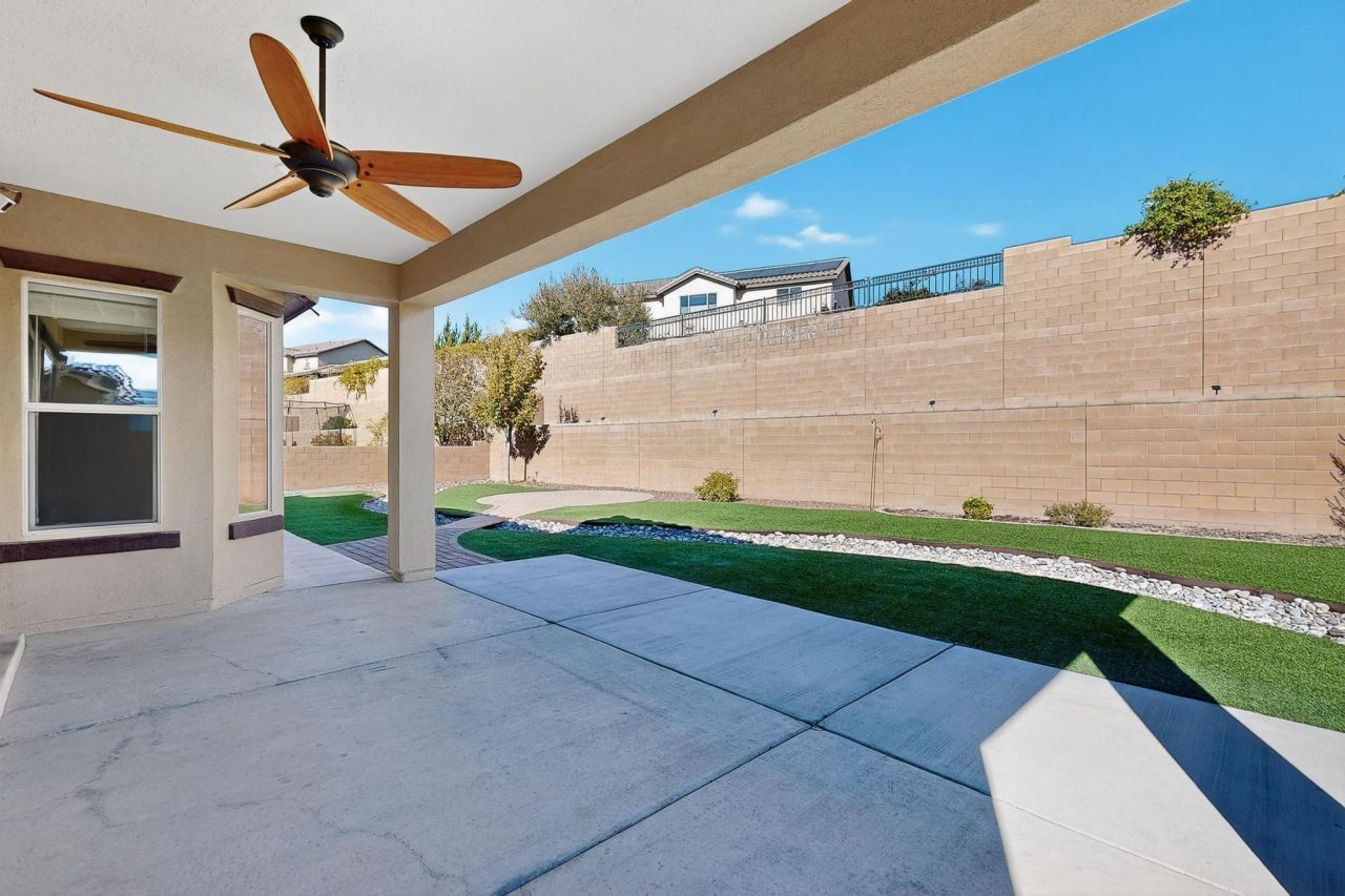 Rio Rancho, New Mexico, 87124, United States, 3 Bedrooms Bedrooms, ,2 BathroomsBathrooms,Residential,For Sale,1992883