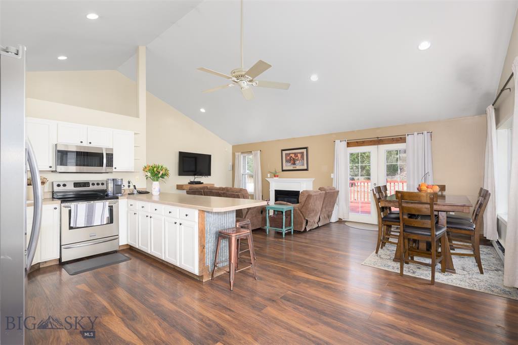Anaconda, Montana, 59711, United States, 5 Bedrooms Bedrooms, ,3 BathroomsBathrooms,Residential,For Sale,1923651