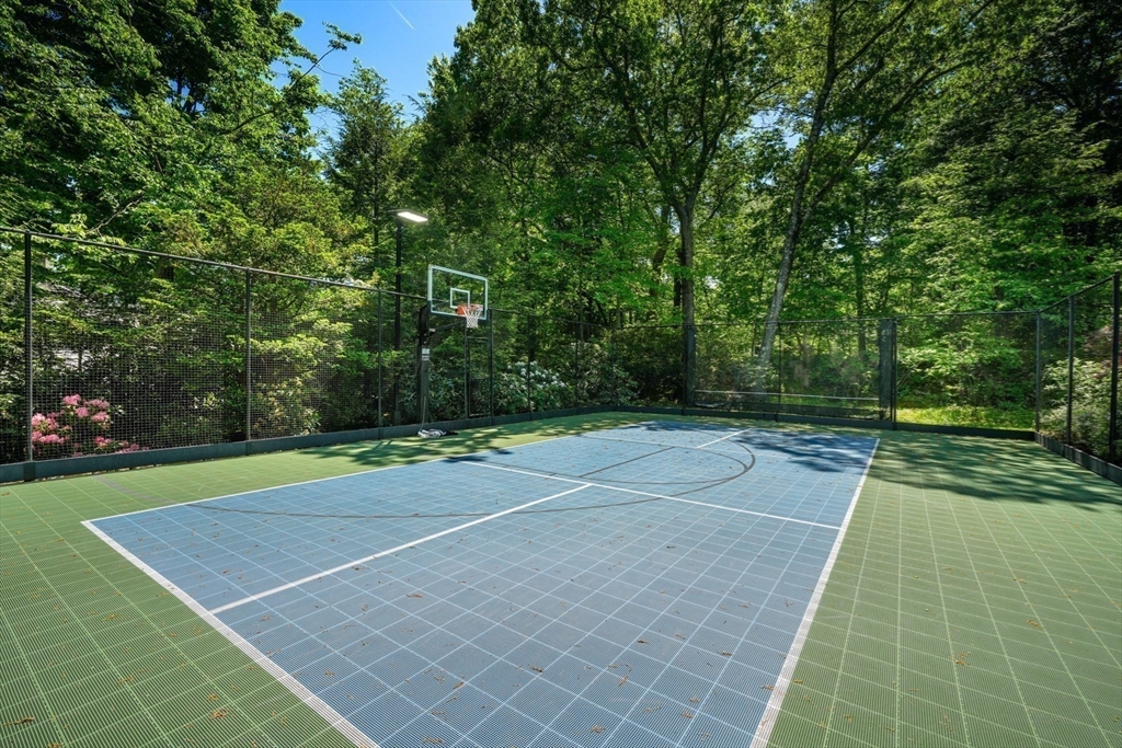 Wellesley, Massachusetts, 02481, United States, 6 Bedrooms Bedrooms, ,11 BathroomsBathrooms,Residential,For Sale,1941587
