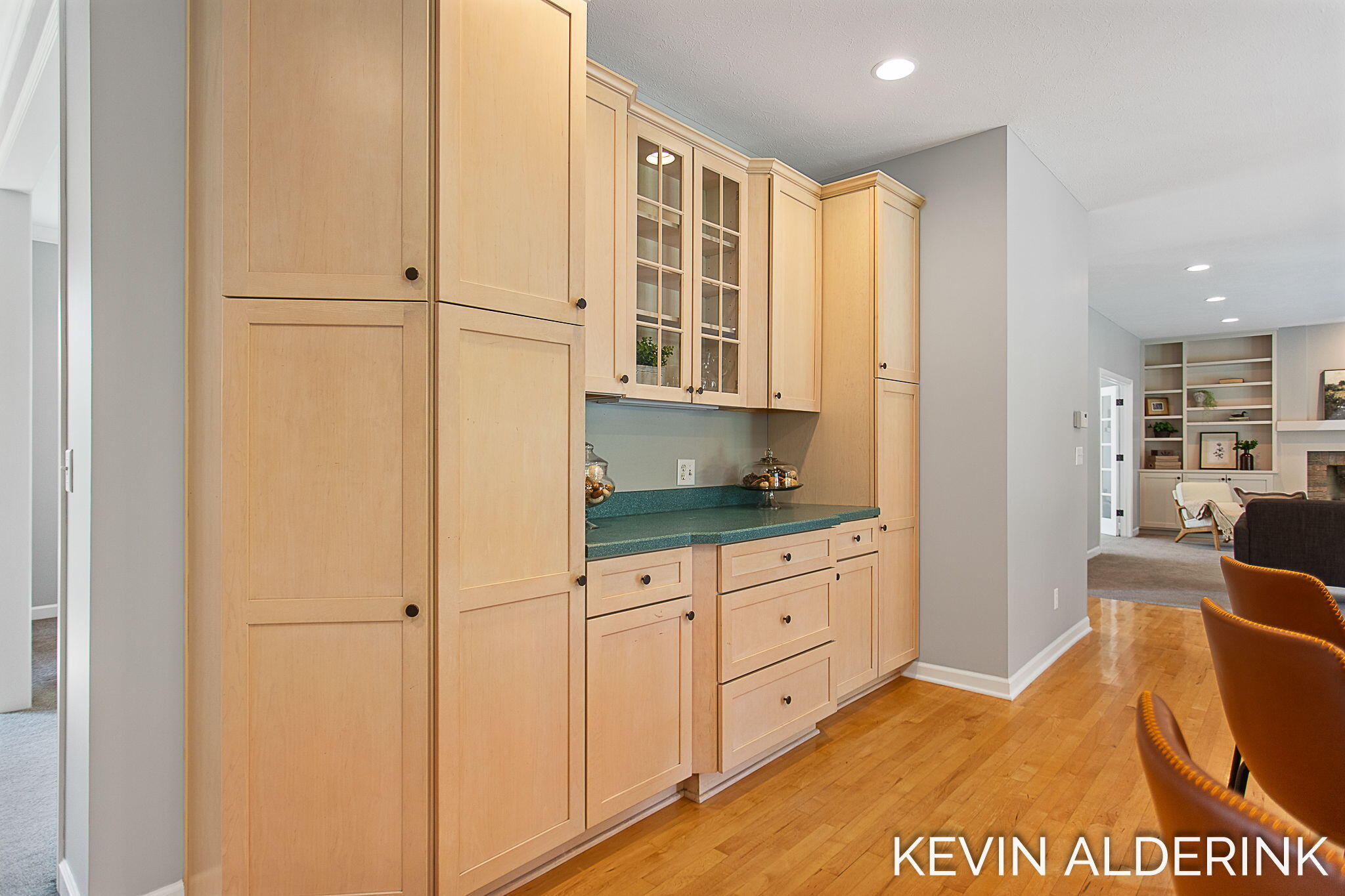 Holland, Michigan, 49423, United States, 5 Bedrooms Bedrooms, ,6 BathroomsBathrooms,Residential,For Sale,1908237