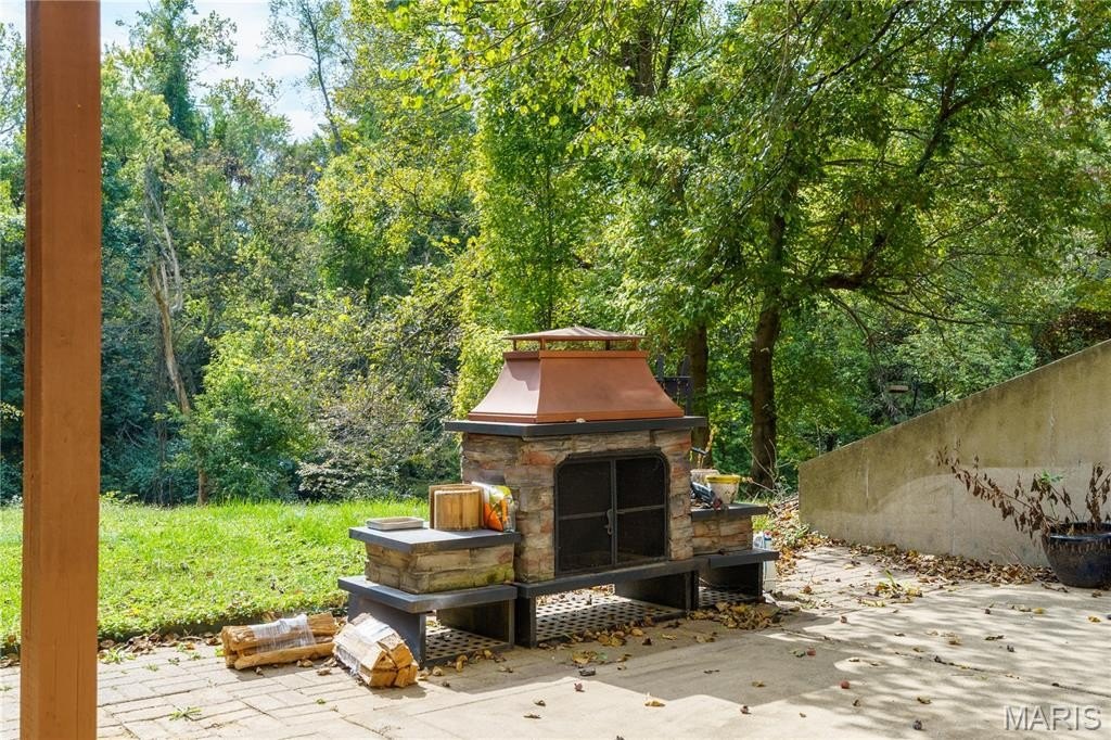 Glen Carbon, Illinois, 62034, United States, 5 Bedrooms Bedrooms, ,4 BathroomsBathrooms,Residential,For Sale,1977133