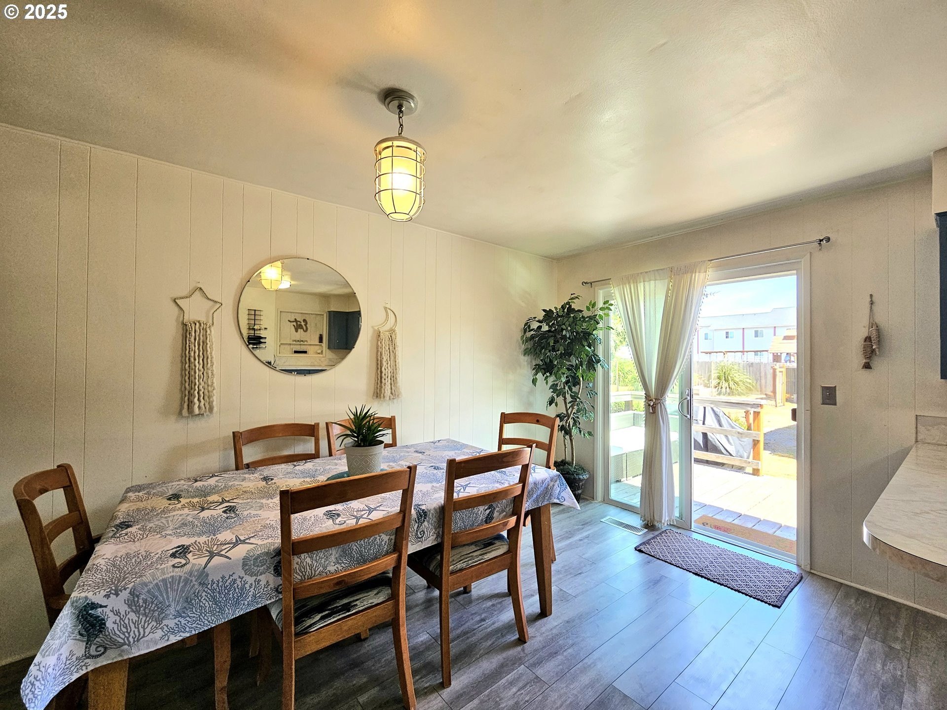 Brookings, Oregon, 97415, United States, 3 Bedrooms Bedrooms, ,3 BathroomsBathrooms,Residential,For Sale,1974179