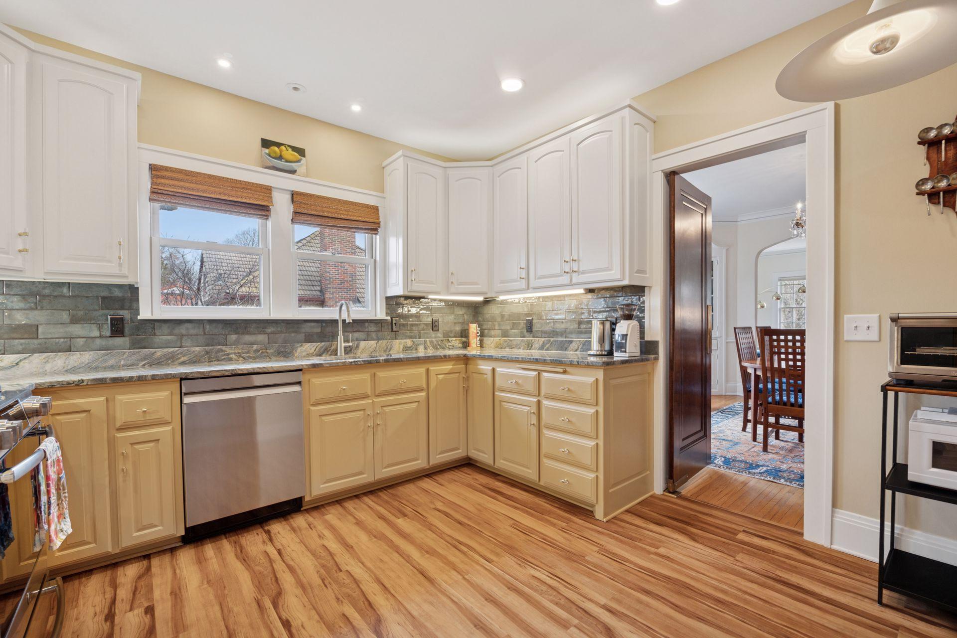 Saint Paul, Minnesota, 55105, United States, 5 Bedrooms Bedrooms, ,3 BathroomsBathrooms,Residential,For Sale,1767572