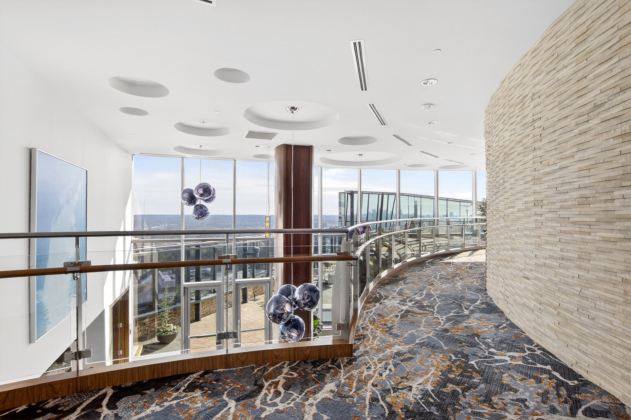  Stunning Luxury Condo, Perched on the 29th Floor - 物件實景
