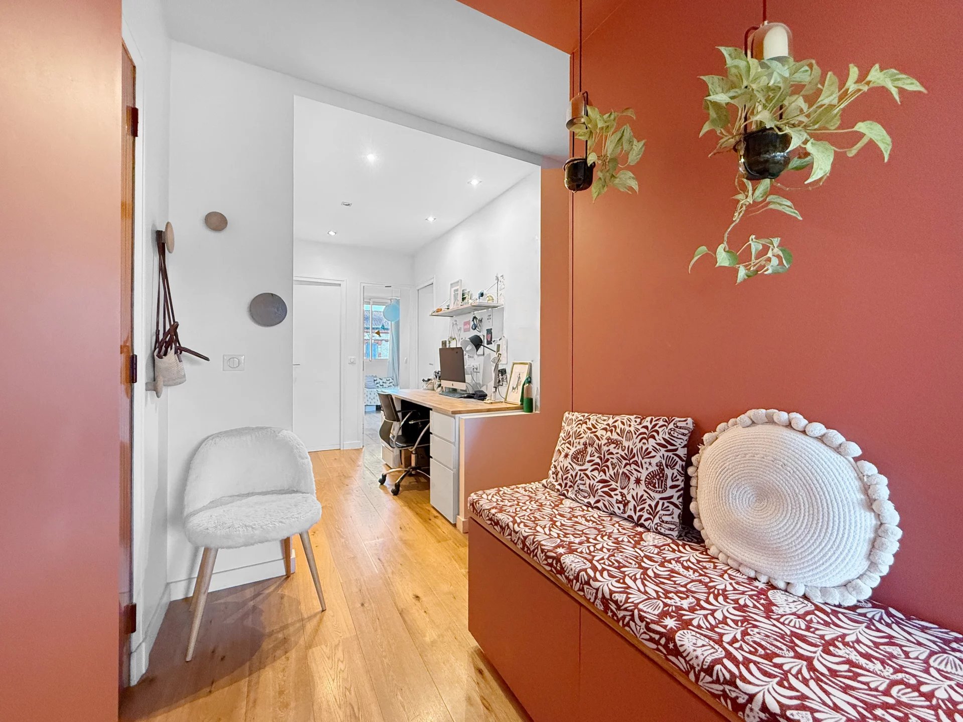 Suresnes, Île-de-France, 92150, FR, 3 Bedrooms Bedrooms, ,3 BathroomsBathrooms,Residential,For Sale,1991868