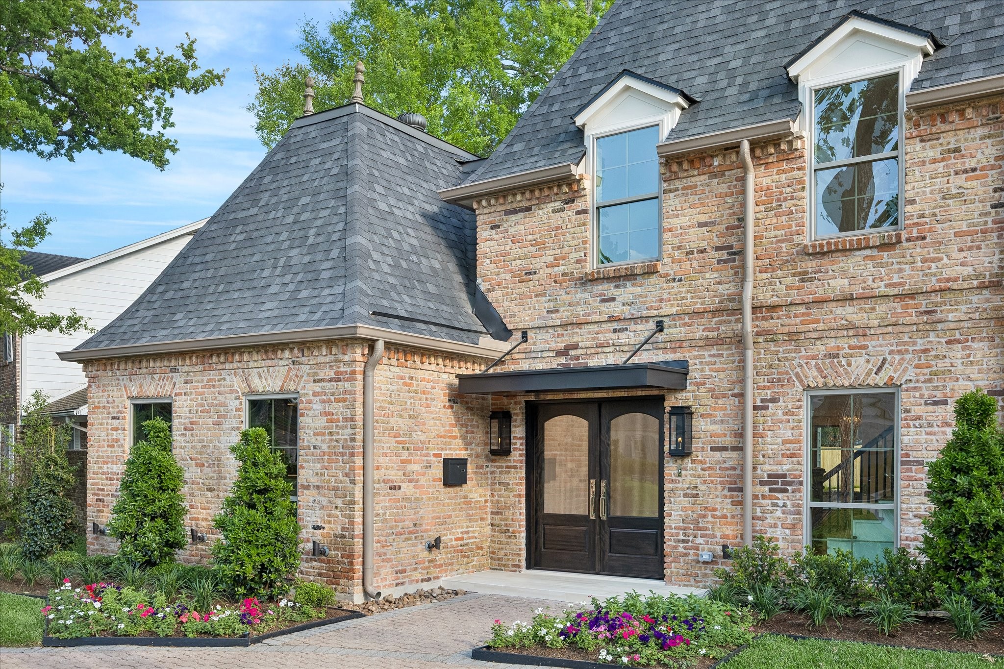  620 Stoneleigh Drive - 物件實景