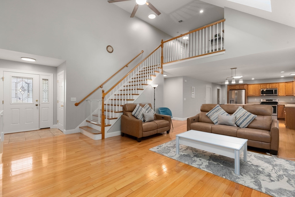 Ludlow, Massachusetts, 01056, United States, 3 Bedrooms Bedrooms, ,3 BathroomsBathrooms,Residential,For Sale,1942127