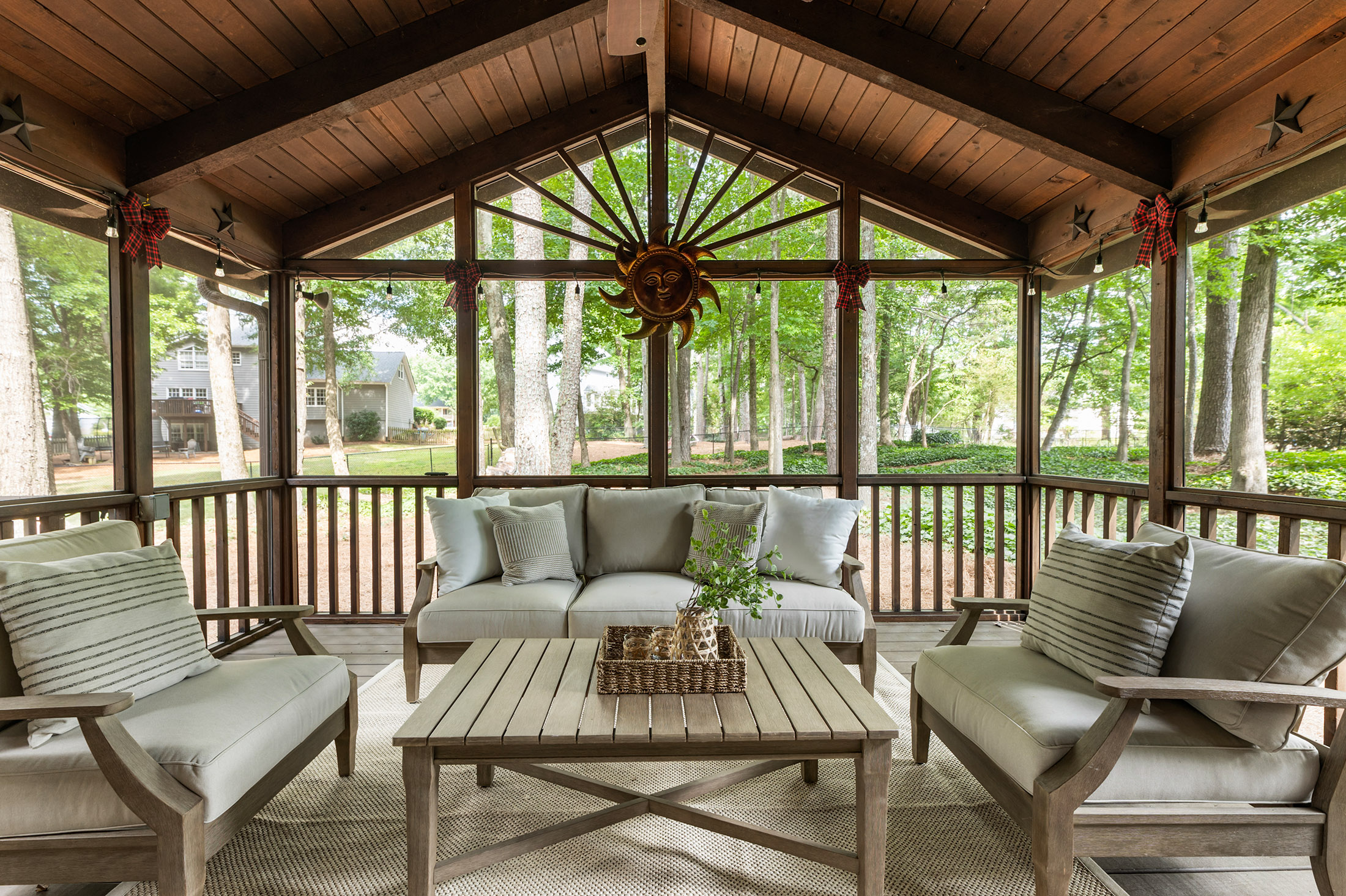  Andover North Home Blends Privacy and Convenience - 物件實景