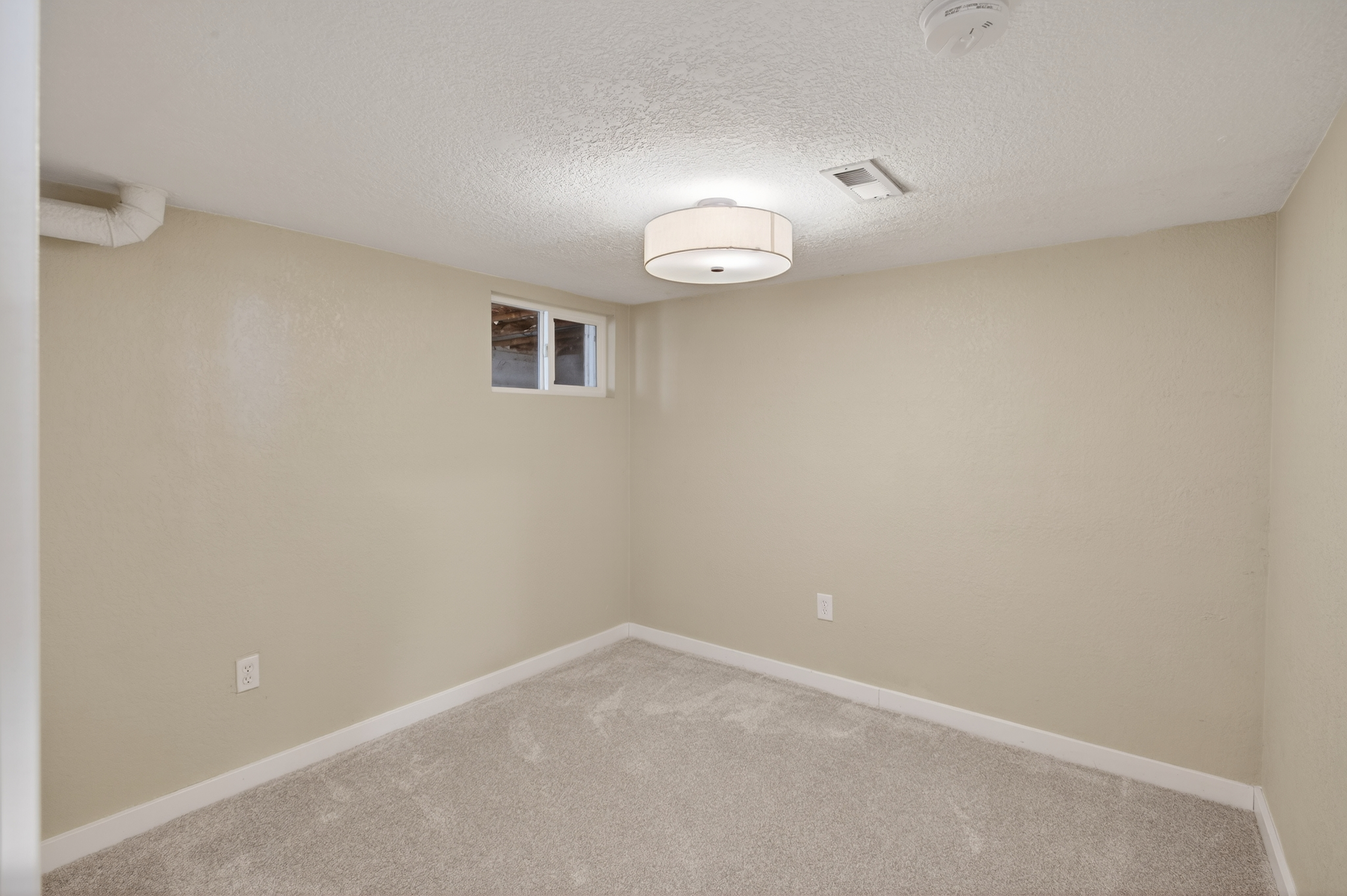  Beautifully updated 1929 bungalow in the heart of DU - 物件實景