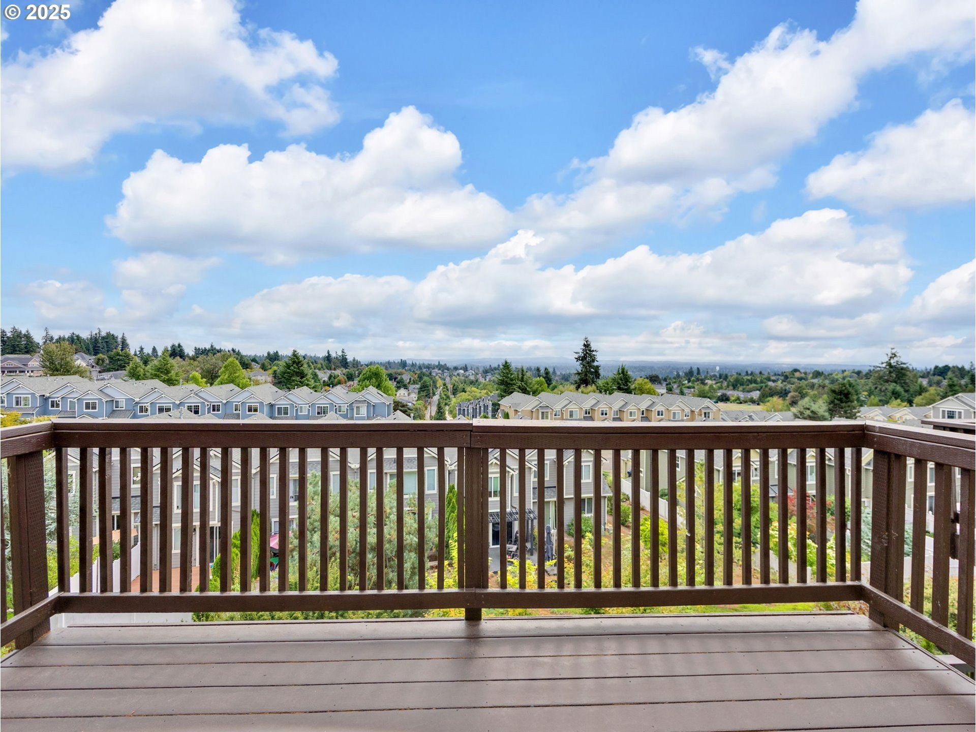 West Linn, Oregon, 97068, United States, 3 Bedrooms Bedrooms, ,3 BathroomsBathrooms,Residential,For Sale,1950039