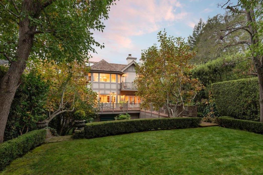 Burlingame, California, 94010, United States, 3 Bedrooms Bedrooms, ,3 BathroomsBathrooms,Residential,For Sale,1991997