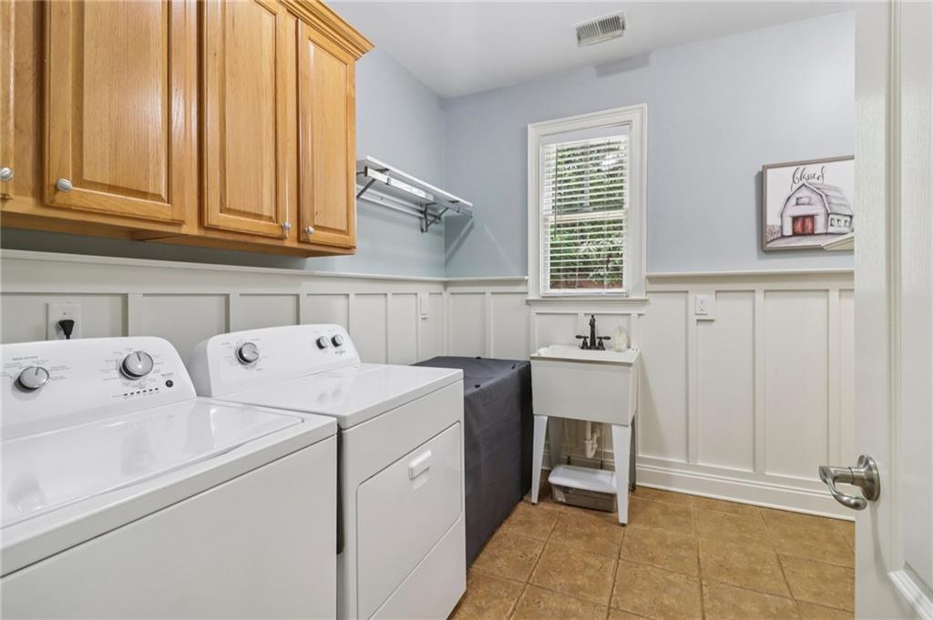 Ball Ground, Georgia, 30107, United States, 3 Bedrooms Bedrooms, ,2 BathroomsBathrooms,Residential,For Sale,1909506