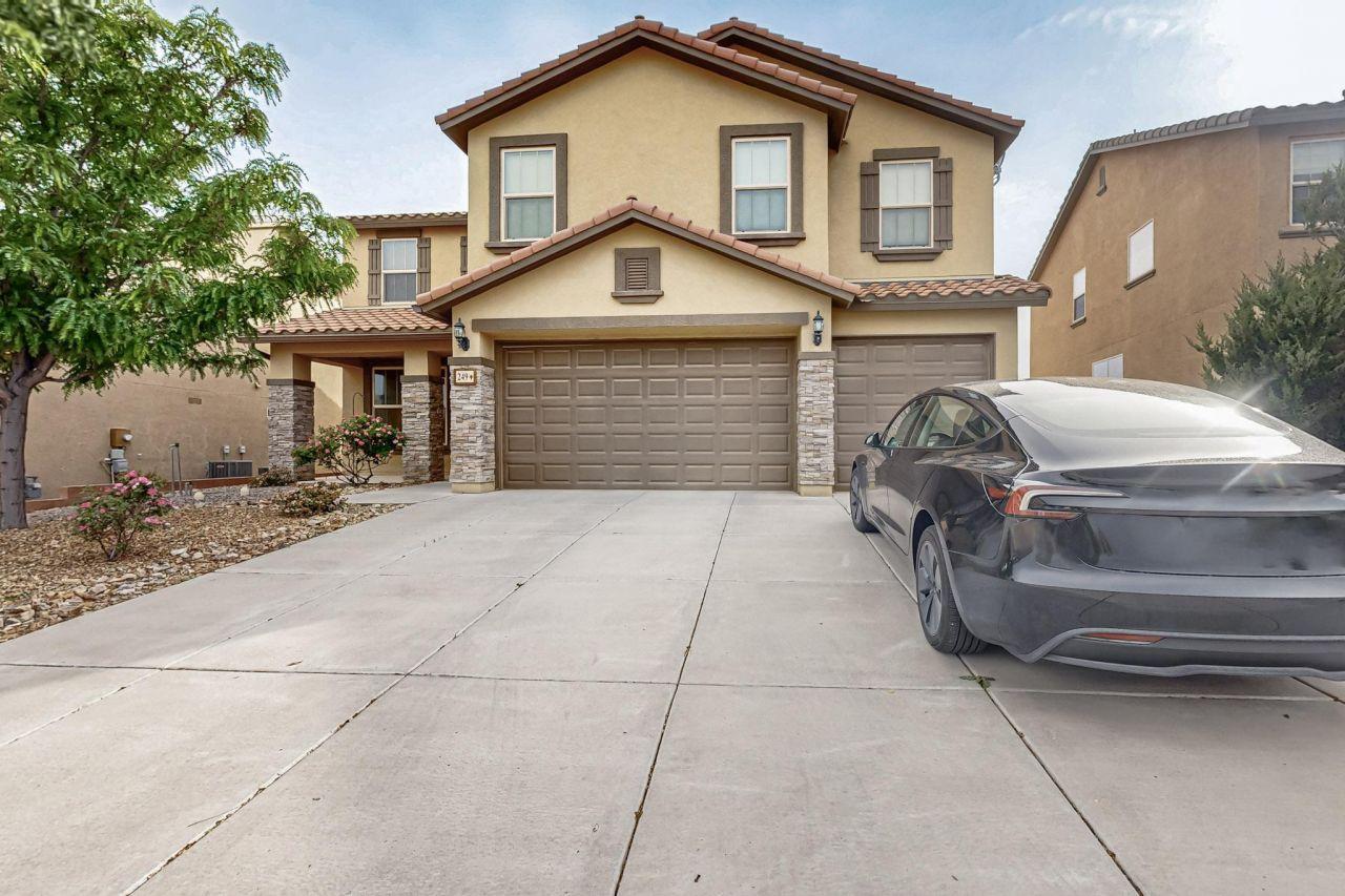 Rio Rancho, New Mexico, 87124, United States, 4 Bedrooms Bedrooms, ,3 BathroomsBathrooms,Residential,For Sale,1804935