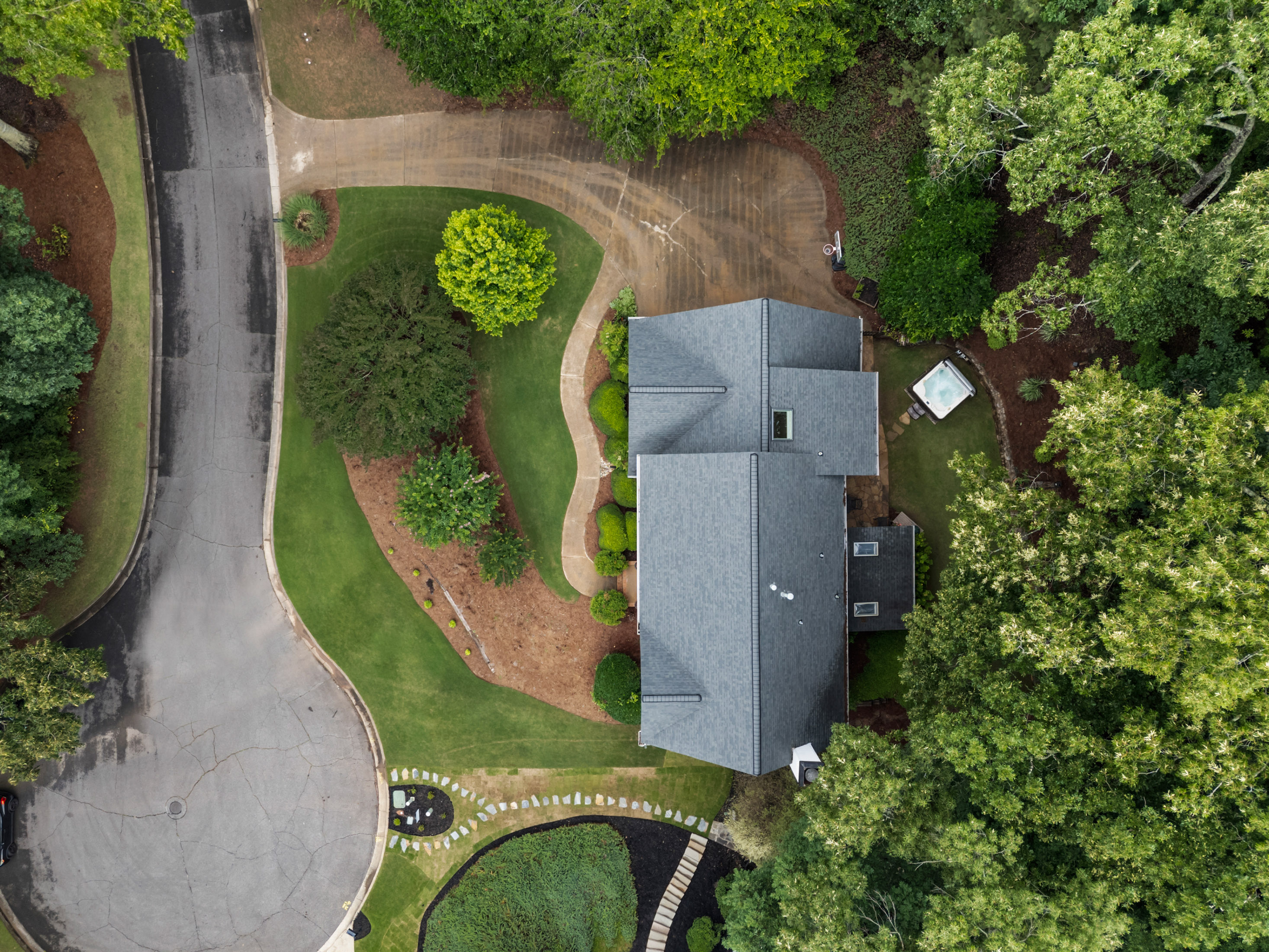  Beautifully Updated Brick Home on Quiet Cul-de-sac in Desirable Horseshoe Bend - 物件實景