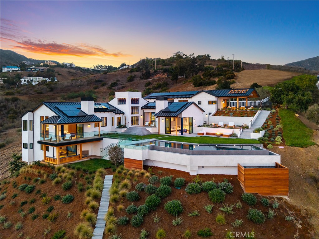 Malibu, California, 90265, United States, 7 Bedrooms Bedrooms, ,9 BathroomsBathrooms,Residential,For Sale,1838942