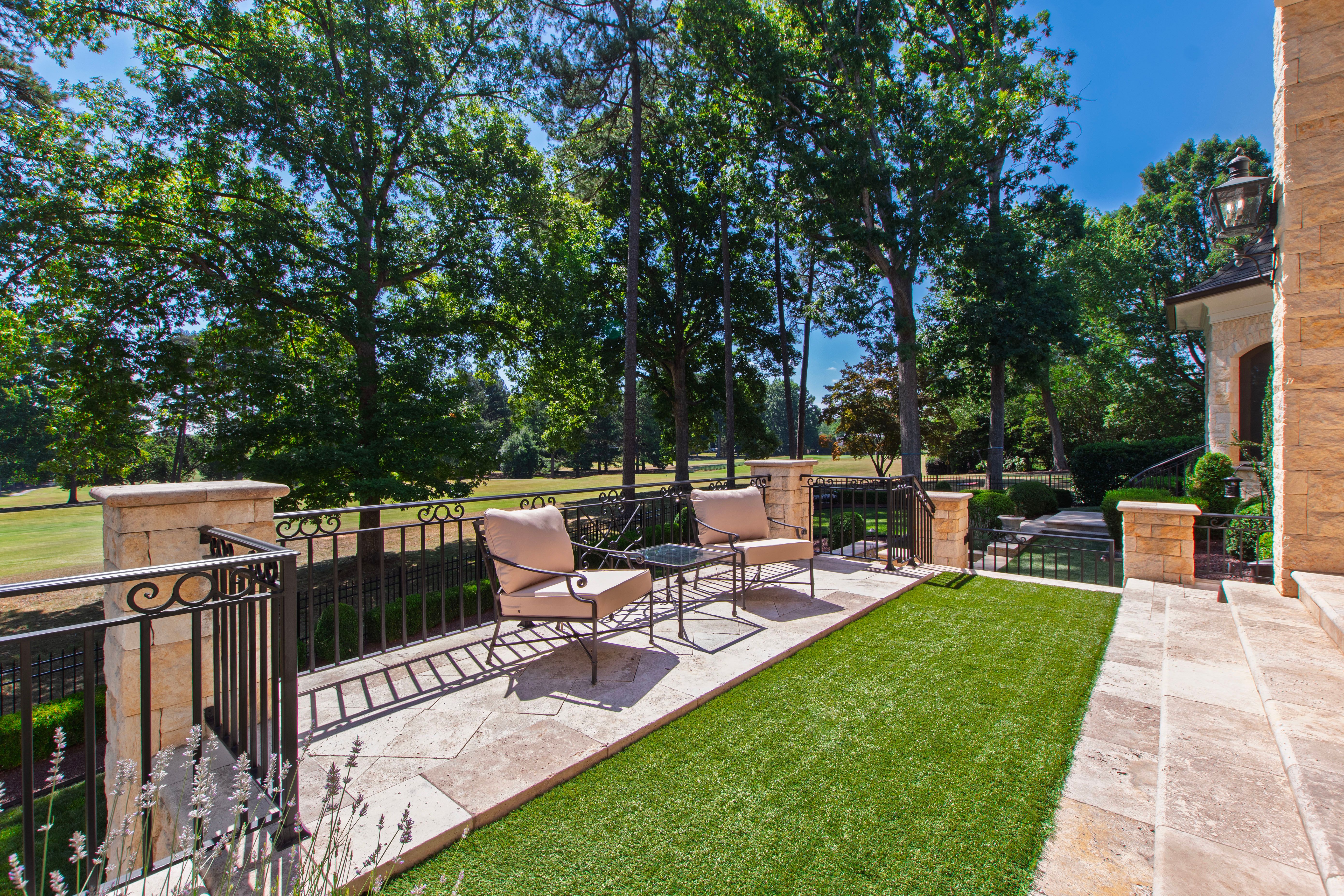  1412 Hedgelawn Way, Raleigh, NC 27615 - 物件實景