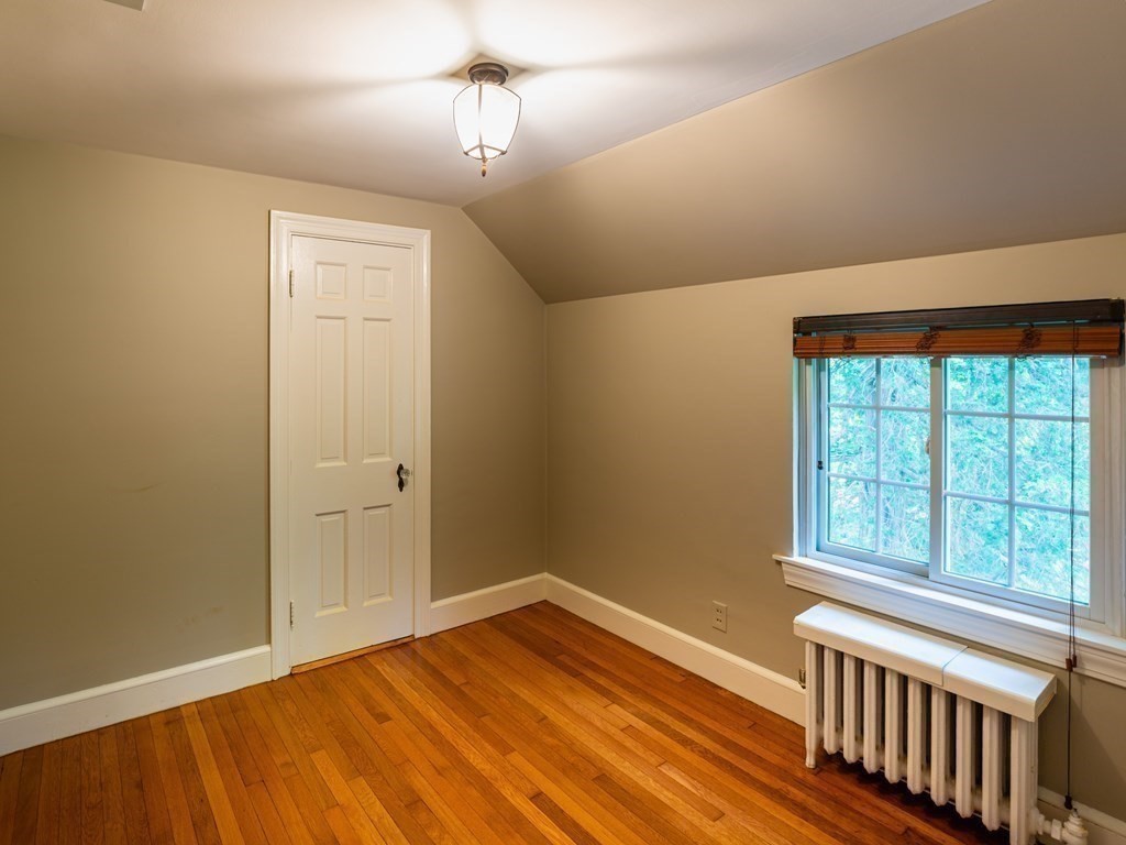 Brockton, Massachusetts, 02301, United States, 5 Bedrooms Bedrooms, ,3 BathroomsBathrooms,Residential,For Sale,1879752