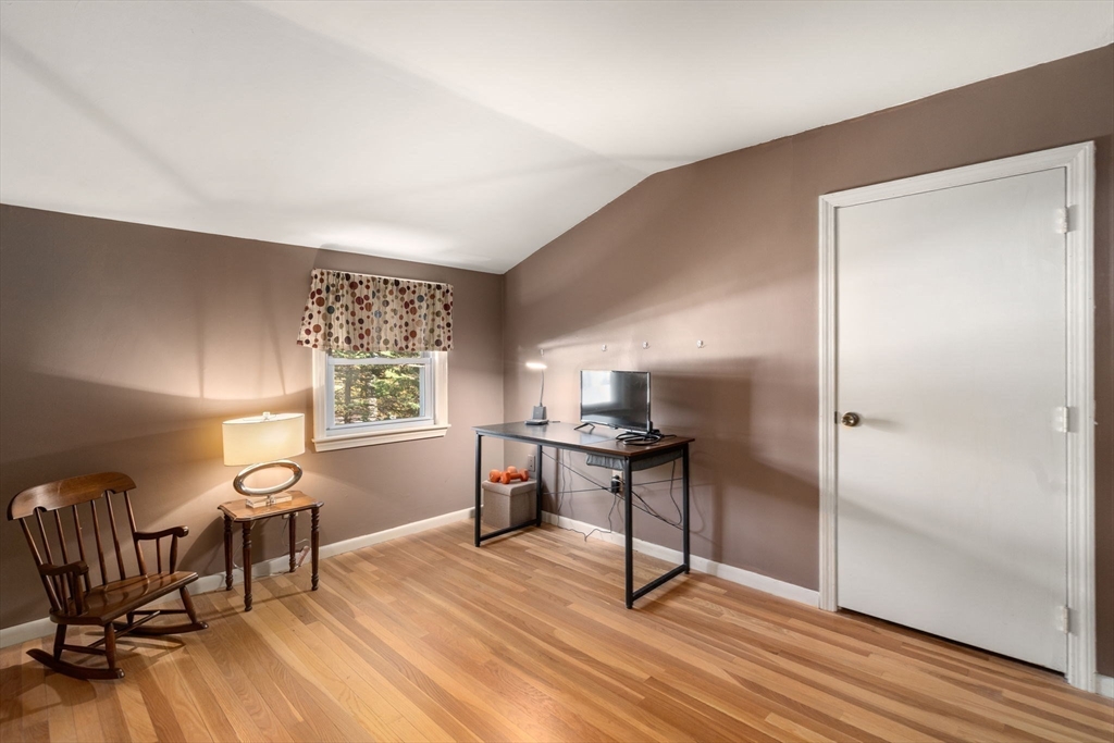 Lowell, Massachusetts, 01851, United States, 4 Bedrooms Bedrooms, ,2 BathroomsBathrooms,Residential,For Sale,1987726