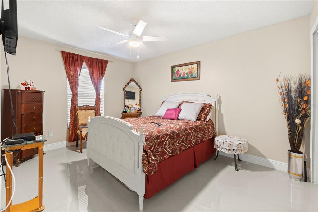 Windermere, Florida, 34786, United States, 4 Bedrooms Bedrooms, ,2 BathroomsBathrooms,Residential,For Sale,1956495