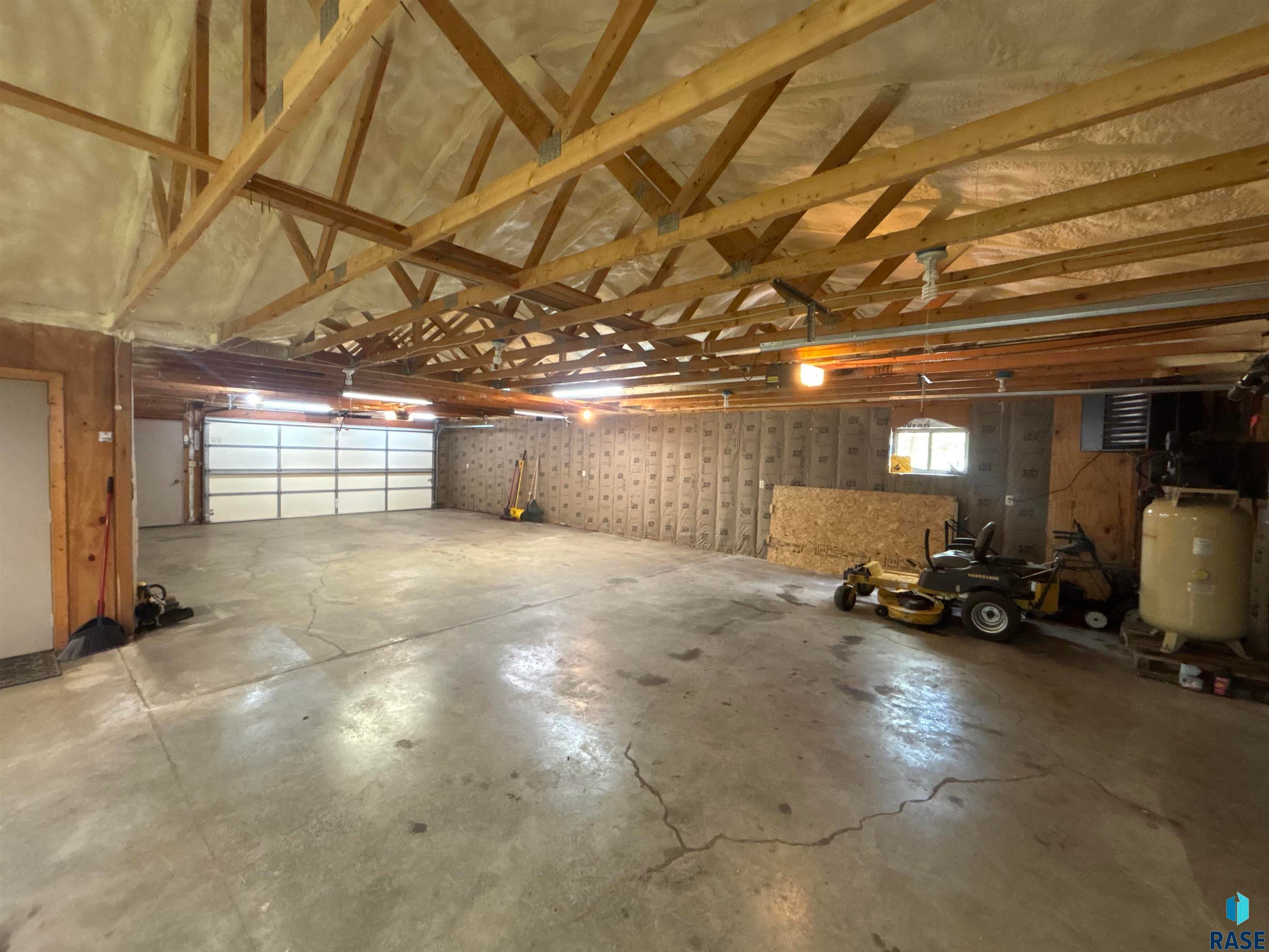 Harrisburg, South Dakota, 57032, United States, 5 Bedrooms Bedrooms, ,1 BathroomBathrooms,Residential,For Sale,1917762