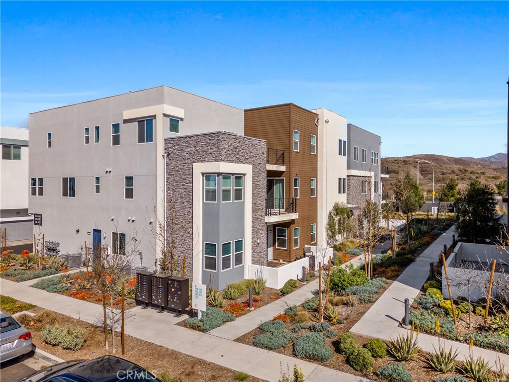 Irvine, California, 92618, United States, 1 Bedroom Bedrooms, ,1 BathroomBathrooms,Residential,For Sale,1707391