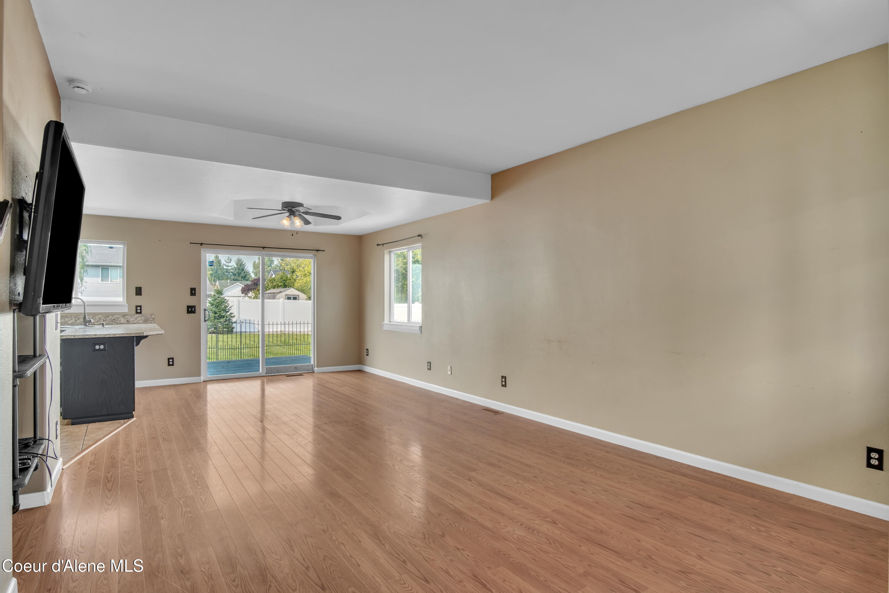 Hayden, Idaho, 83835, United States, 3 Bedrooms Bedrooms, ,3 BathroomsBathrooms,Residential,For Sale,1937119