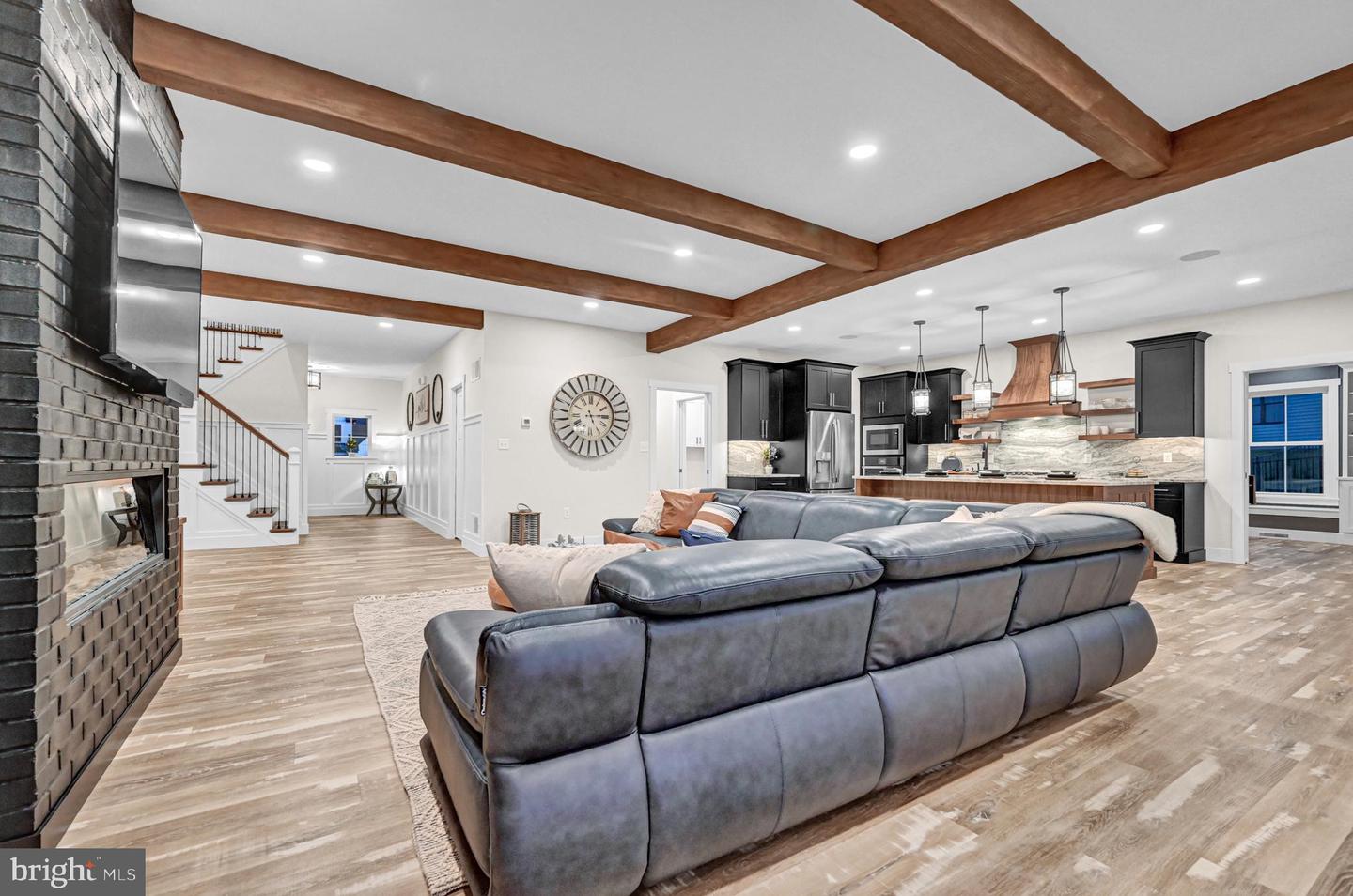 705 Oxford Drive Unit 39, York, Pennsylvania, 17406, United States, 4 Bedrooms Bedrooms, ,5 BathroomsBathrooms,Residential,For Sale,705 Oxford Drive Unit 39,1628330