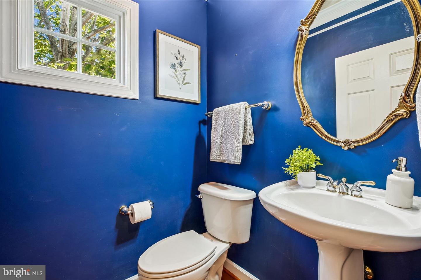 Gaithersburg, Maryland, 20878, United States, 5 Bedrooms Bedrooms, ,5 BathroomsBathrooms,Residential,For Sale,1907649