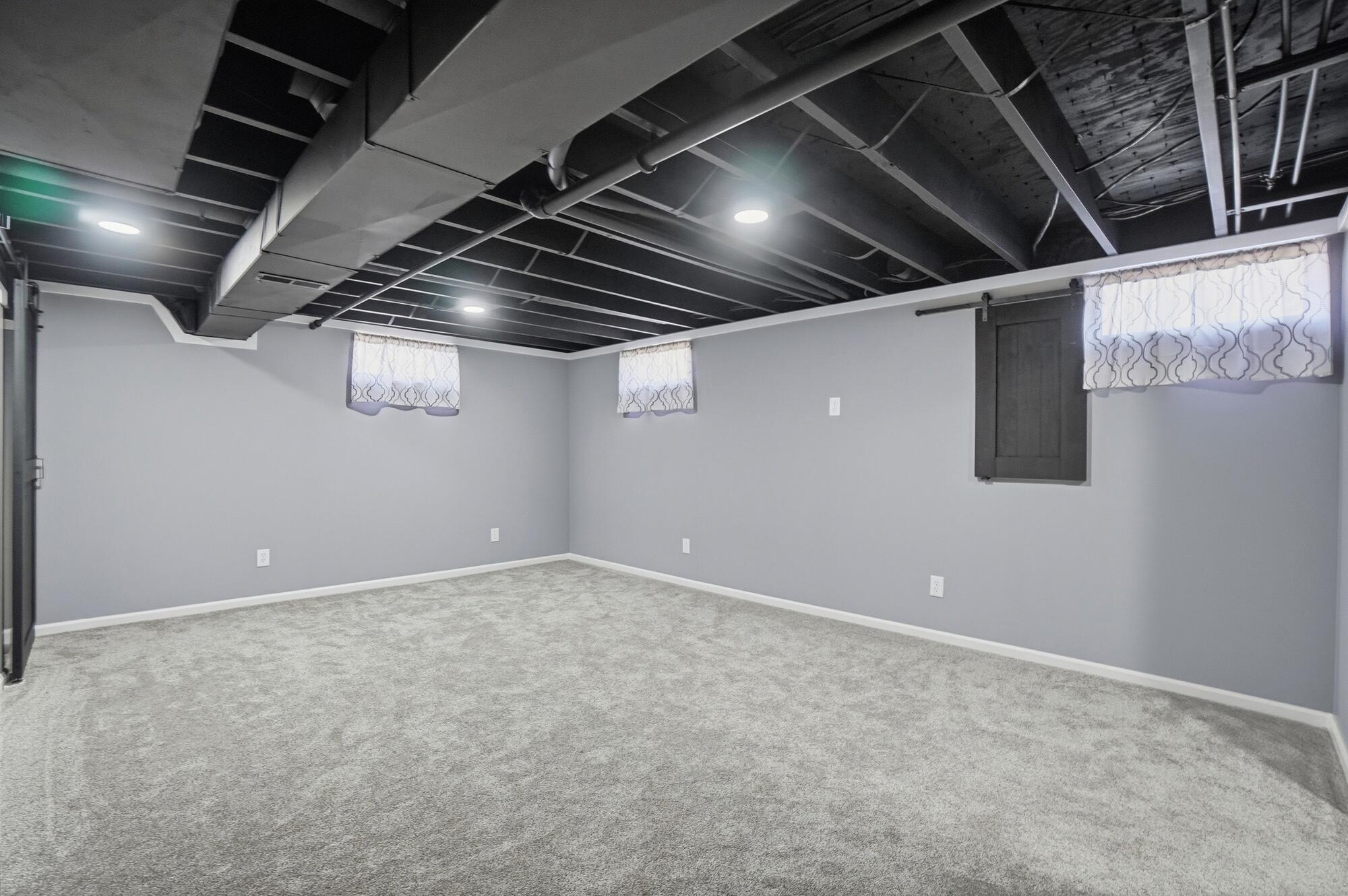 Springfield, Ohio, 45504, United States, 5 Bedrooms Bedrooms, ,3 BathroomsBathrooms,Residential,For Sale,1998267