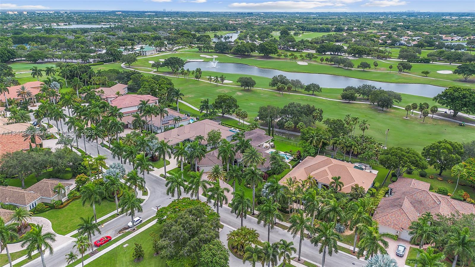 Weston, Florida, 33332, United States, 5 Bedrooms Bedrooms, ,6 BathroomsBathrooms,Residential,For Sale,1896752