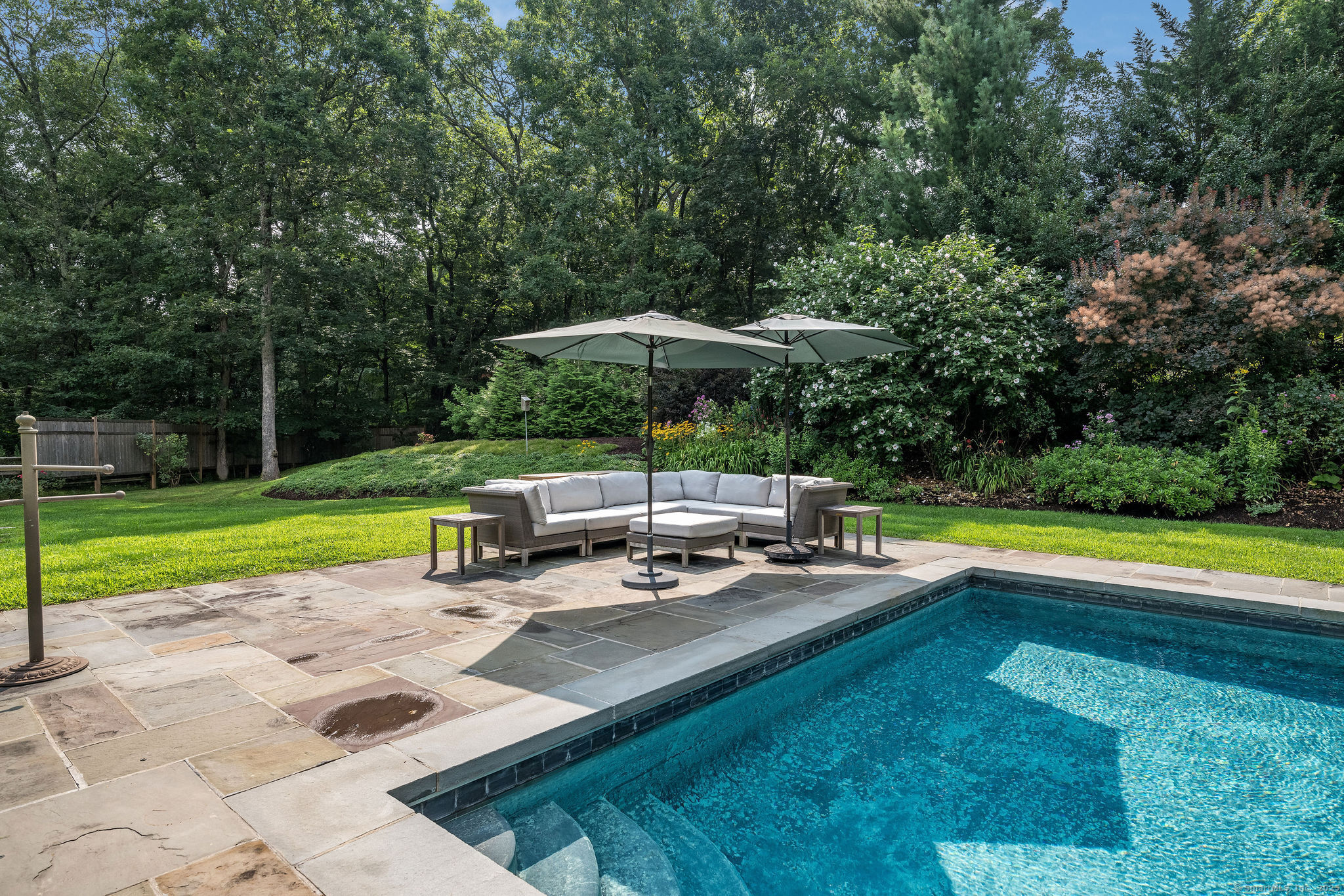 Guilford, Connecticut, 06437, United States, 5 Bedrooms Bedrooms, ,8 BathroomsBathrooms,Residential,For Sale,1903755