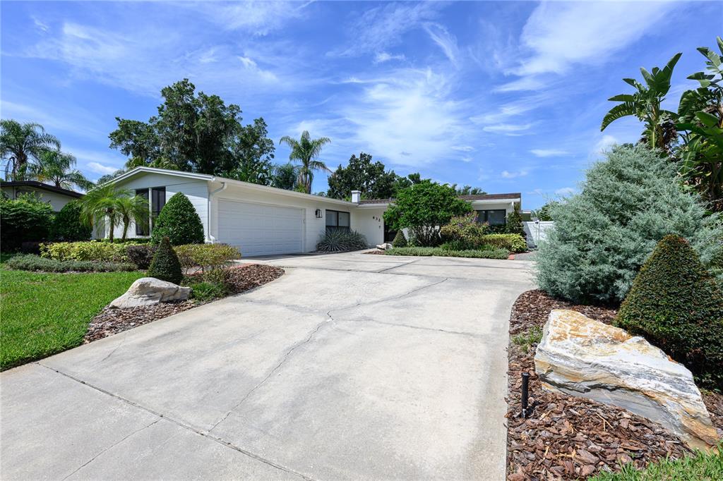 Maitland, Florida, 32751, United States, 3 Bedrooms Bedrooms, ,2 BathroomsBathrooms,Residential,For Sale,1890737