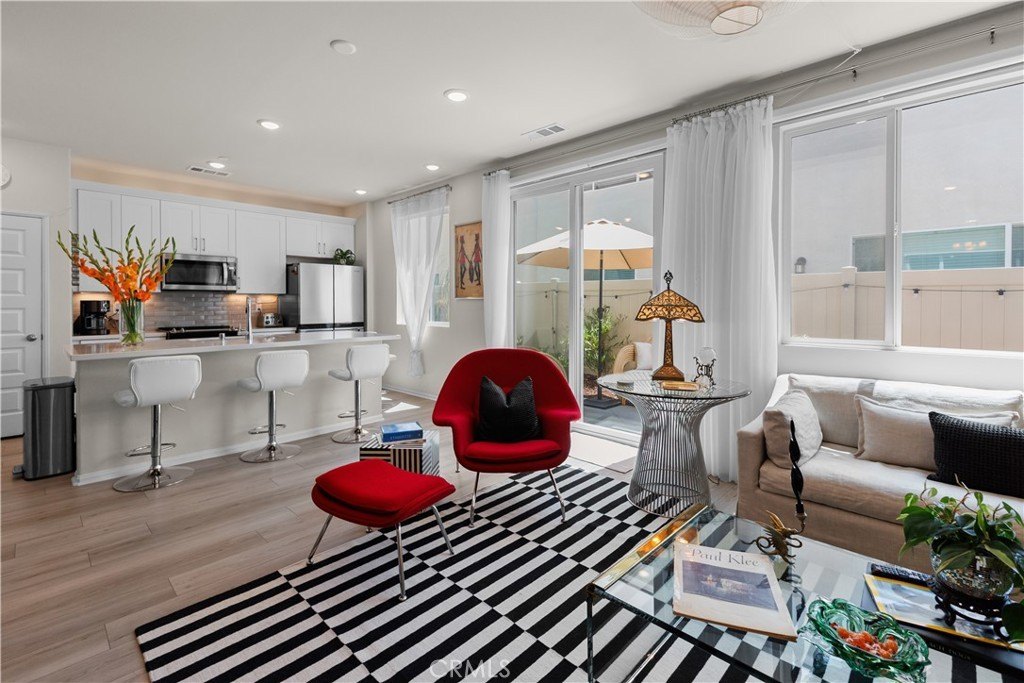 Redlands, California, 92374, United States, 3 Bedrooms Bedrooms, ,3 BathroomsBathrooms,Residential,For Sale,2005861