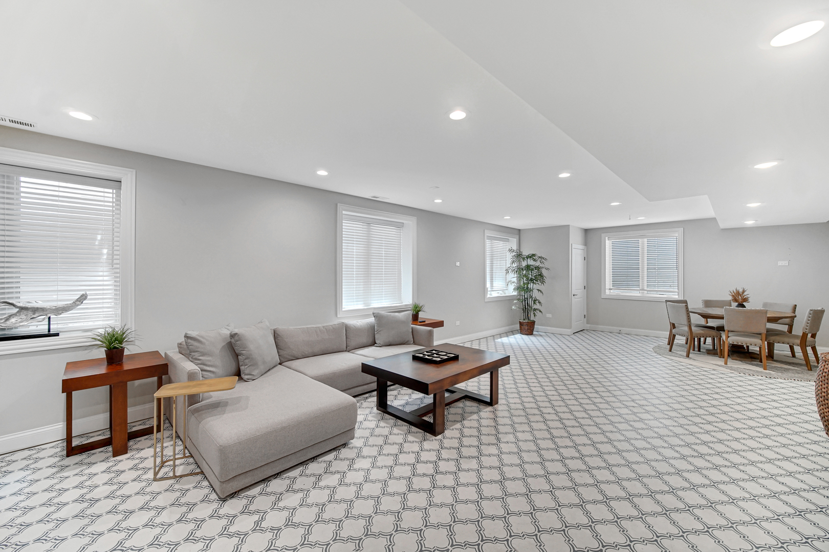 Downers Grove, Illinois, 60516, United States, 4 Bedrooms Bedrooms, ,5 BathroomsBathrooms,Residential,For Sale,1905764