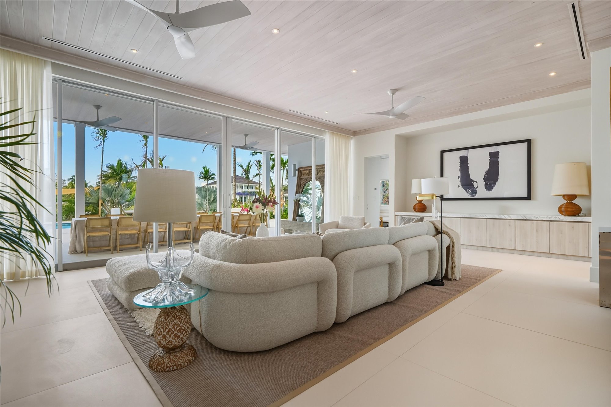  Canal-front Estate - 物件實景