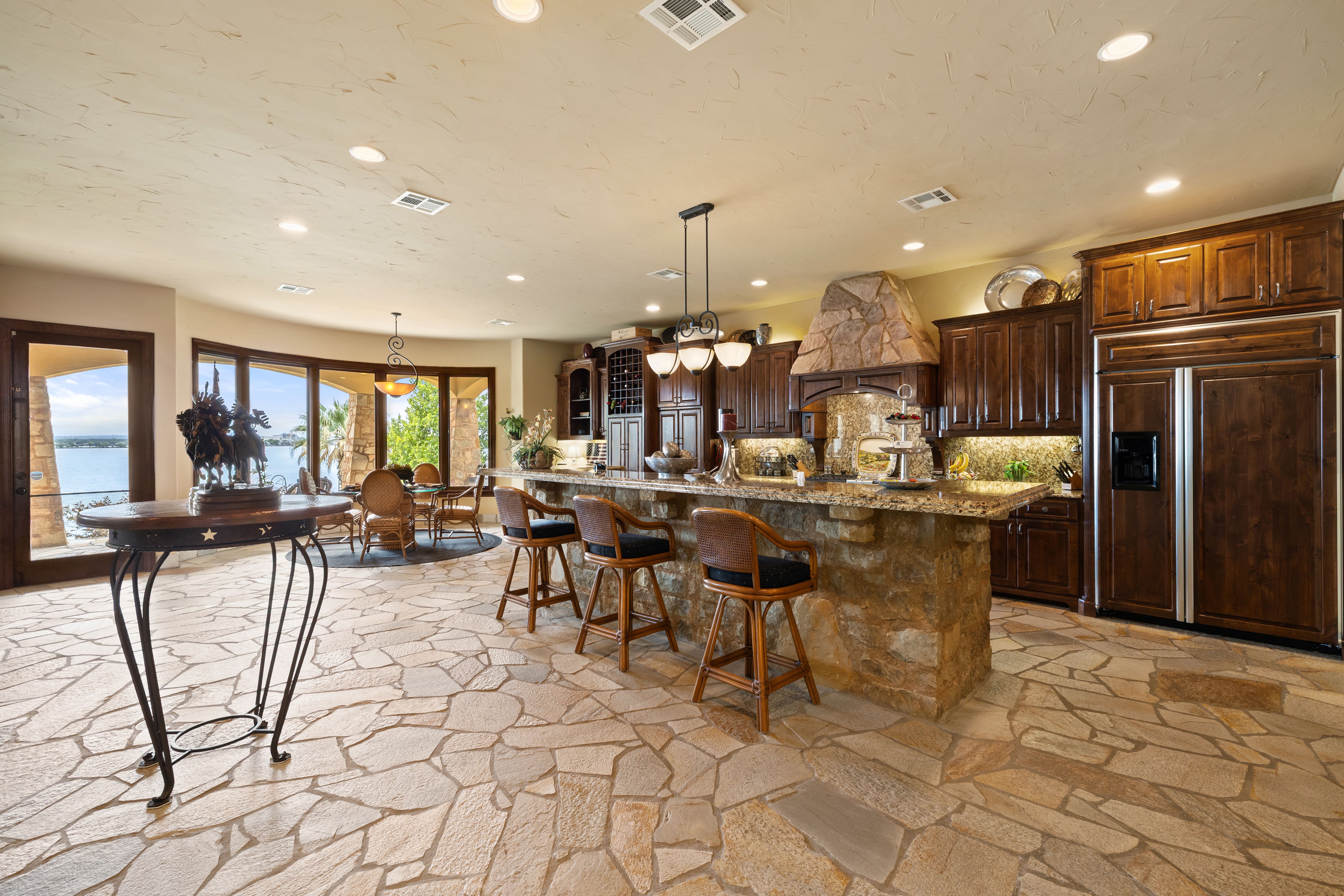  The Ultimate Lake LBJ Retreat - 物件實景