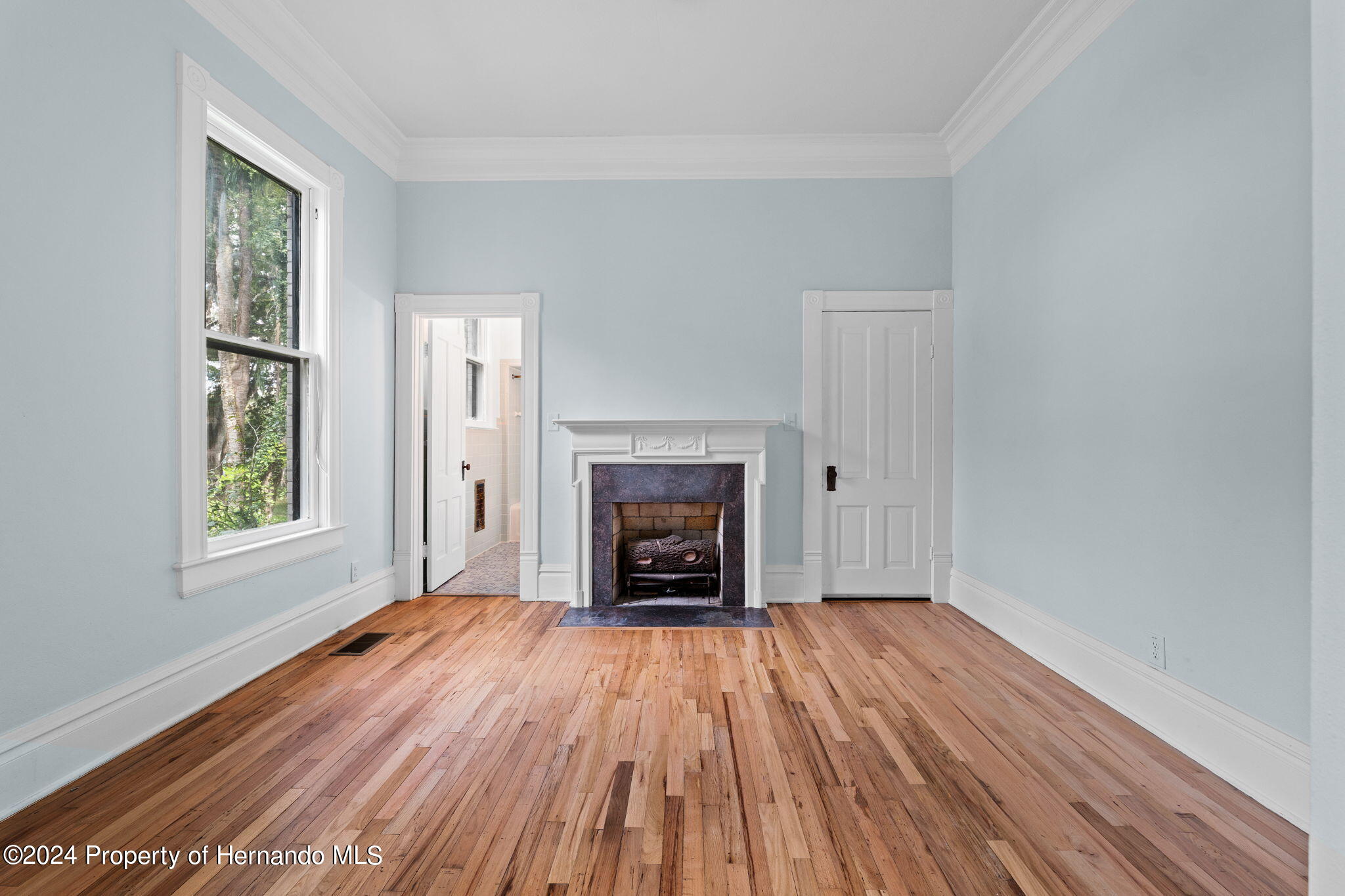 Brooksville, Florida, 34601, United States, 5 Bedrooms Bedrooms, ,3 BathroomsBathrooms,Residential,For Sale,1923467