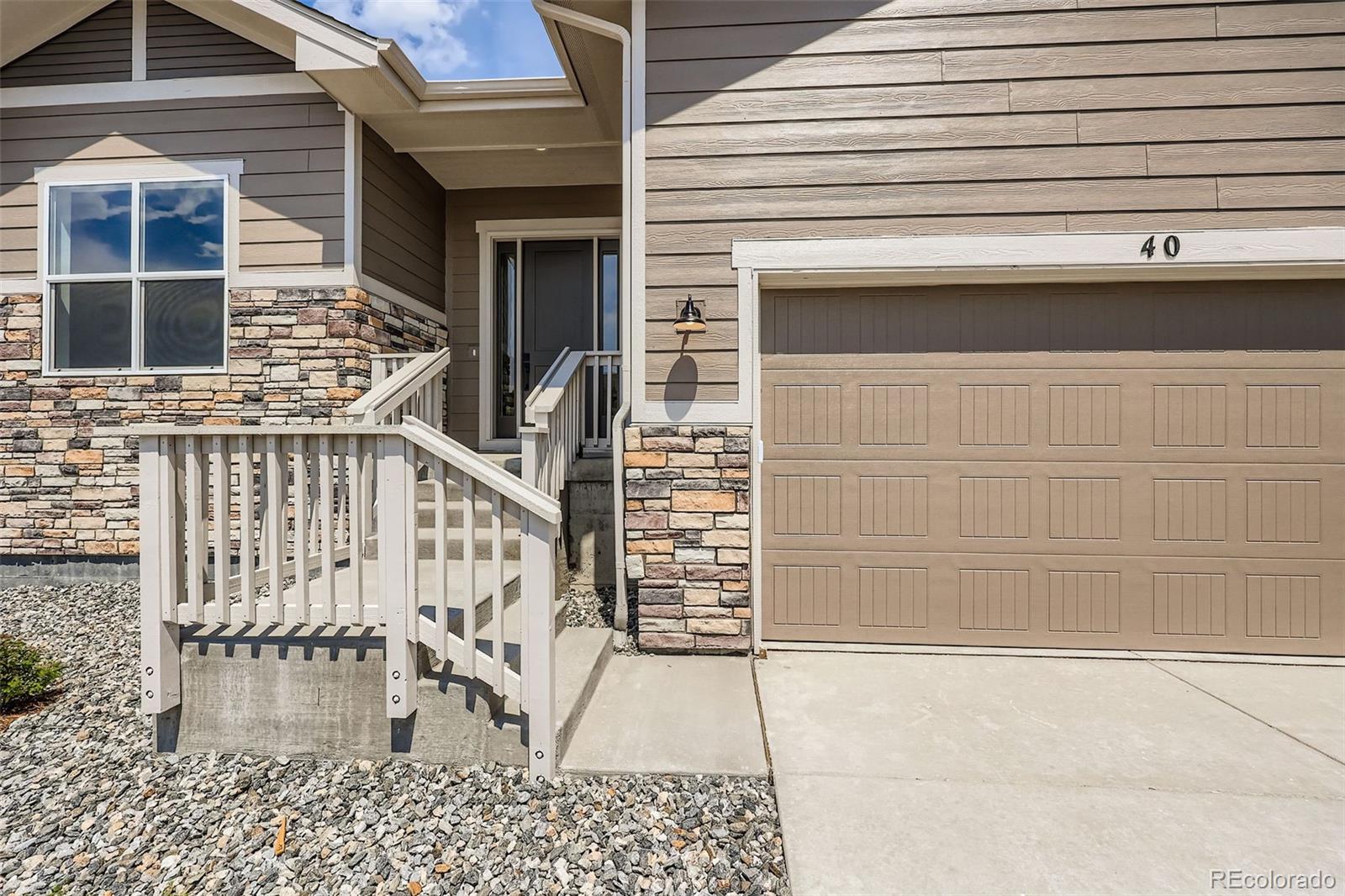Castle Rock, Colorado, 80104, United States, 2 Bedrooms Bedrooms, ,2 BathroomsBathrooms,Residential,For Sale,1902187