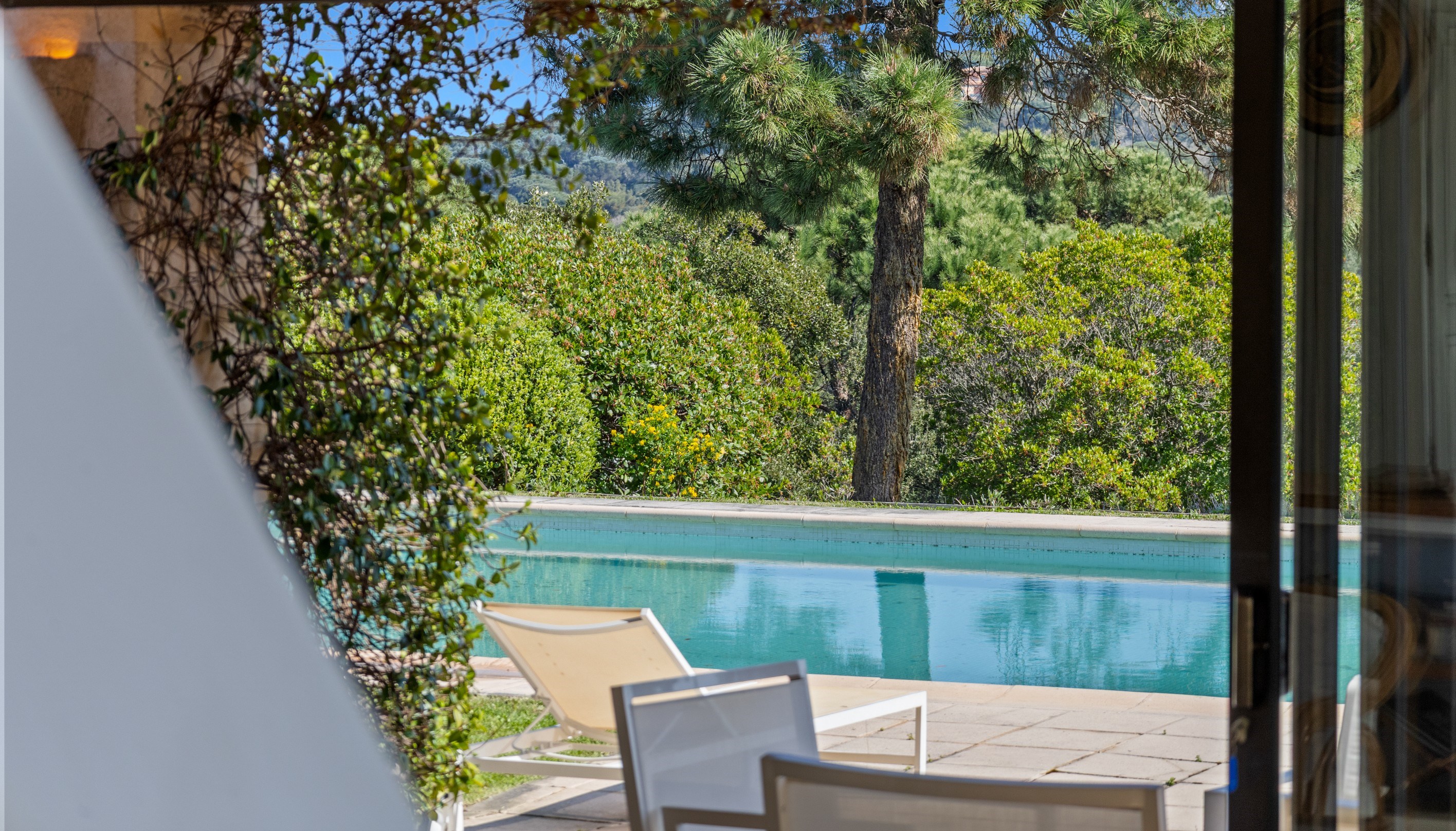  Charming sea view villa for sale in Ramatuelle within walking distance of the b… - 物件實景