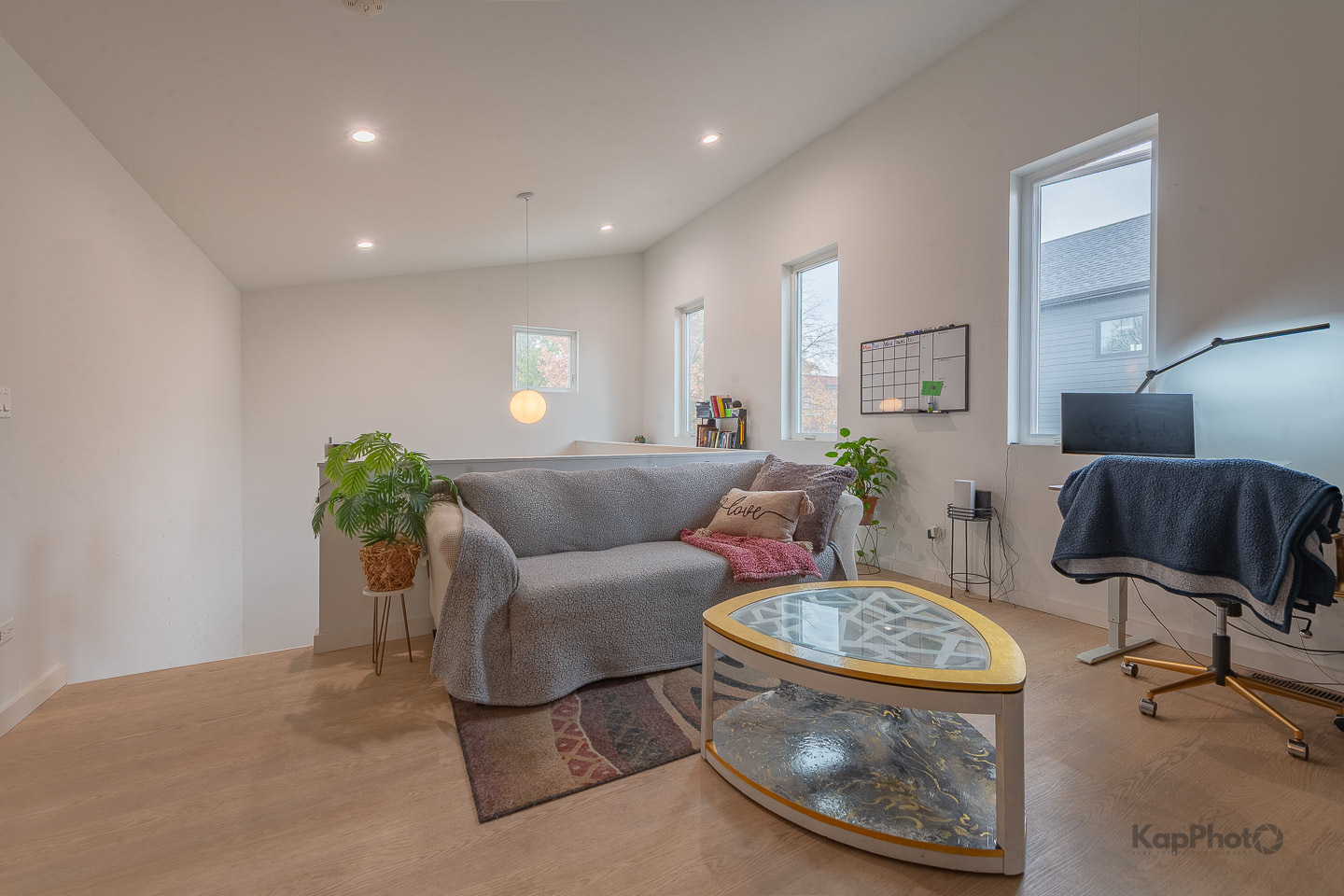 Chicago, Illinois, 60612, United States, 4 Bedrooms Bedrooms, ,2 BathroomsBathrooms,Residential,For Sale,2001232