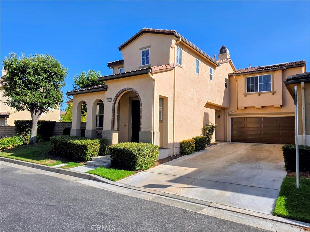 Via Adelena , Valencia, CA 91354