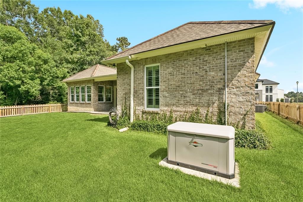 Covington, Louisiana, 70433, United States, 4 Bedrooms Bedrooms, ,3 BathroomsBathrooms,Residential,For Sale,1885201