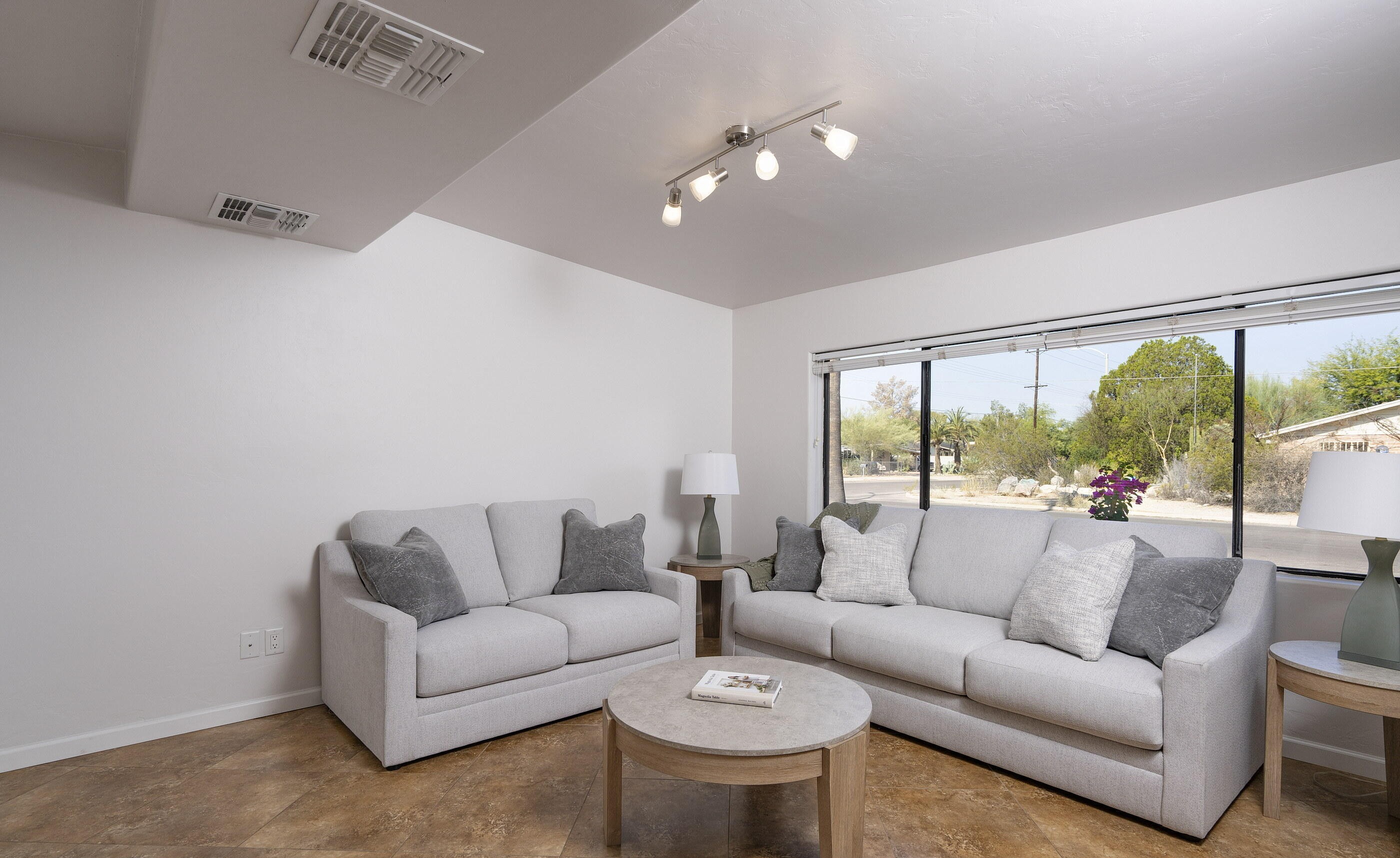  5801 E Bellevue Street, Tucson, AZ, 85712 - 物件實景