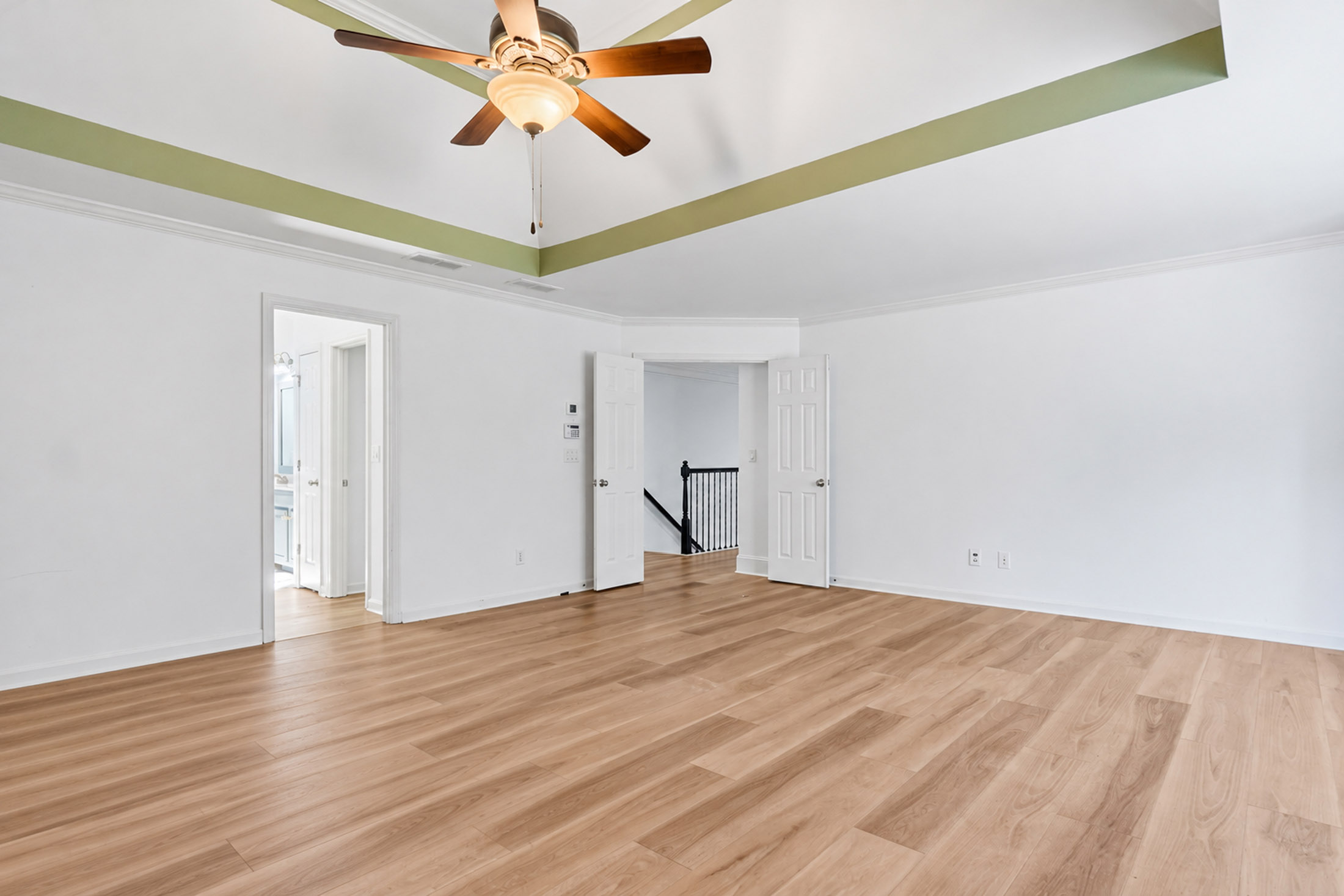  Beautifully Appointed Home in Sought-After Woodmont - 物件實景
